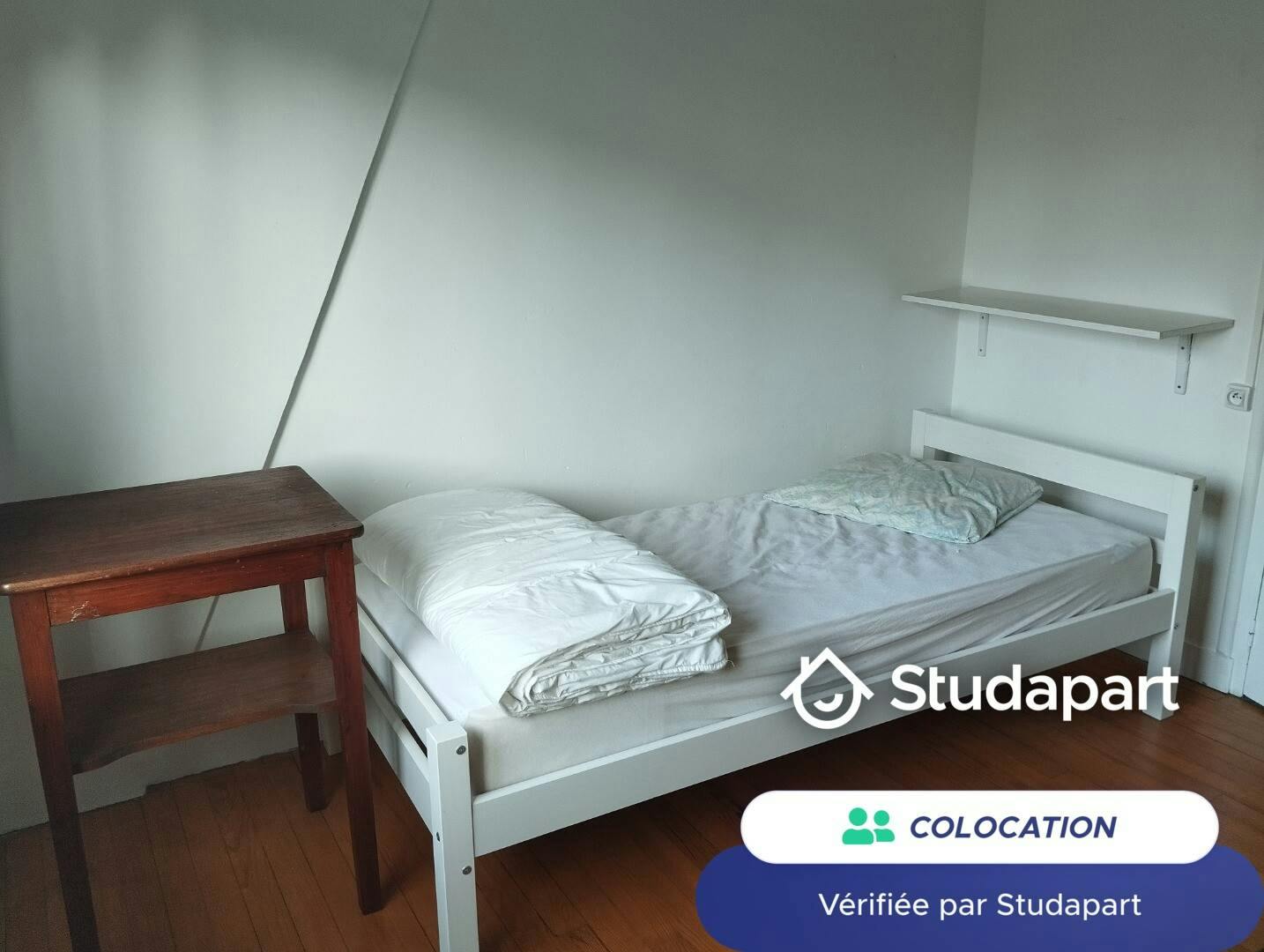 Privé kamer te huur voor € 345 per maand in Quimper, Impasse Paul Bert