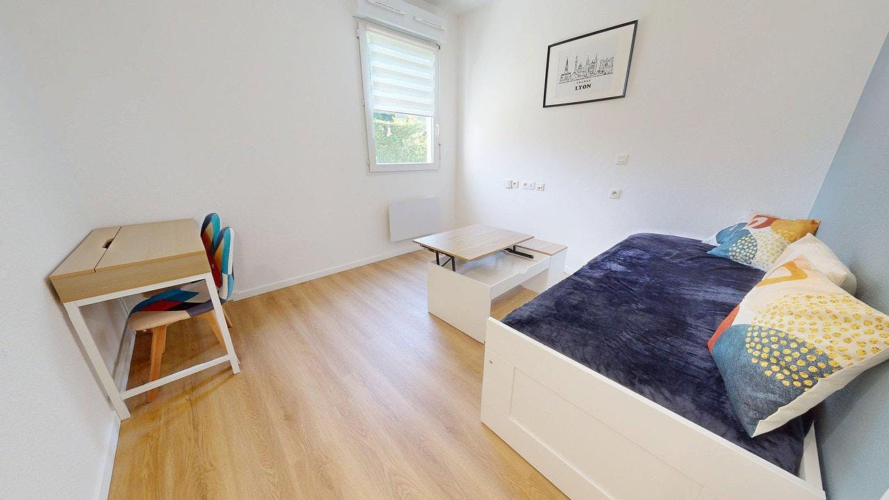 Studio para alugar por € 585 por mês em Bron, Avenue Général de Gaulle