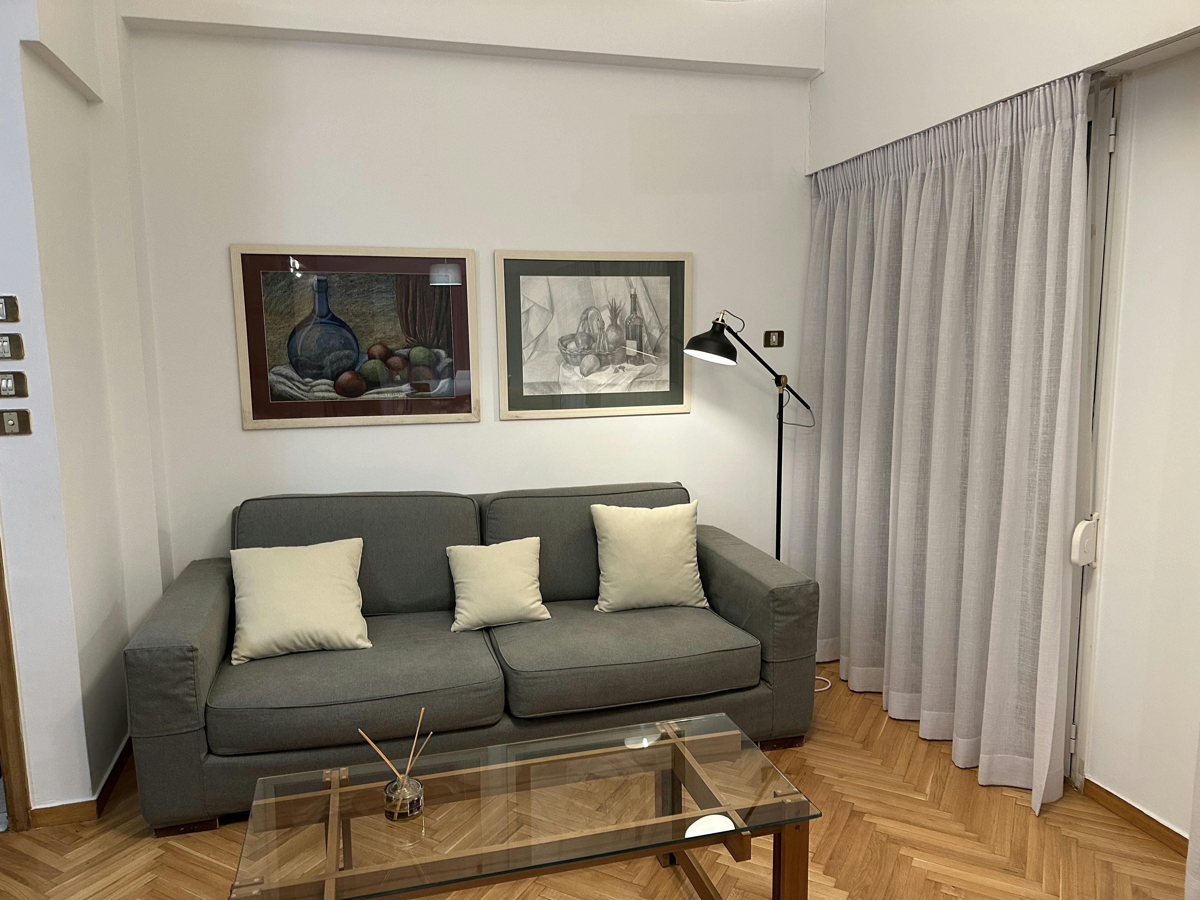 Nikosthenous, Athina preview