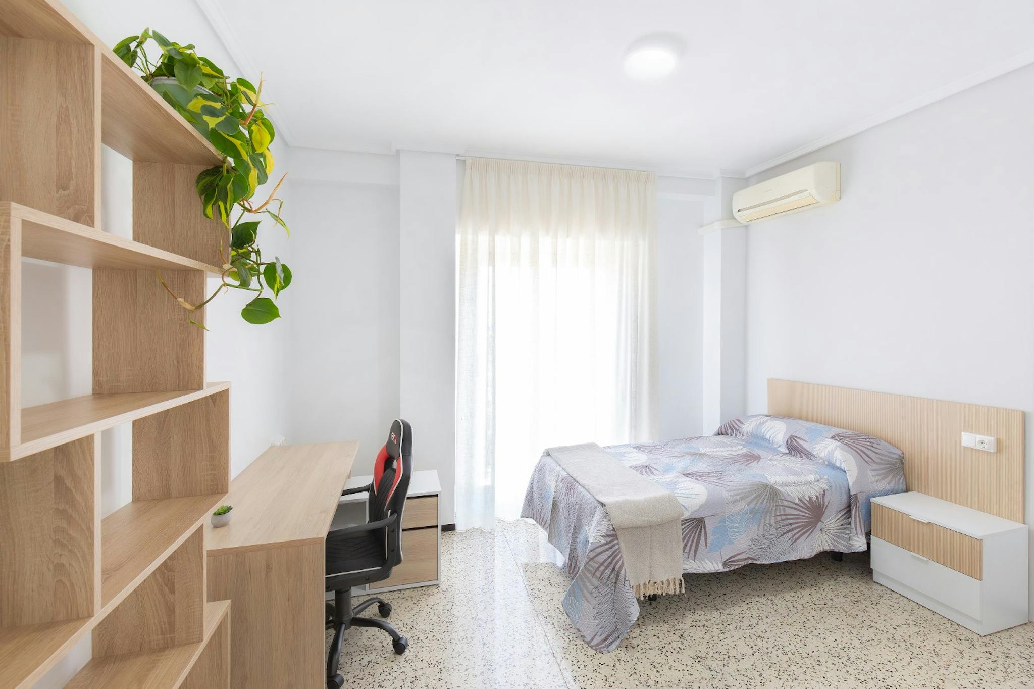 Carrer Sant Vicent, Elche preview