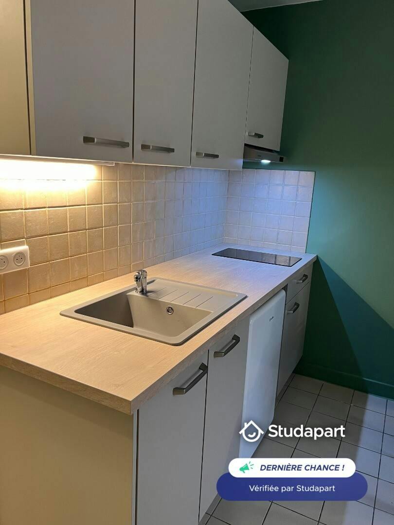 Apartment for rent for €470 per month in Troyes, Rue de la Mission