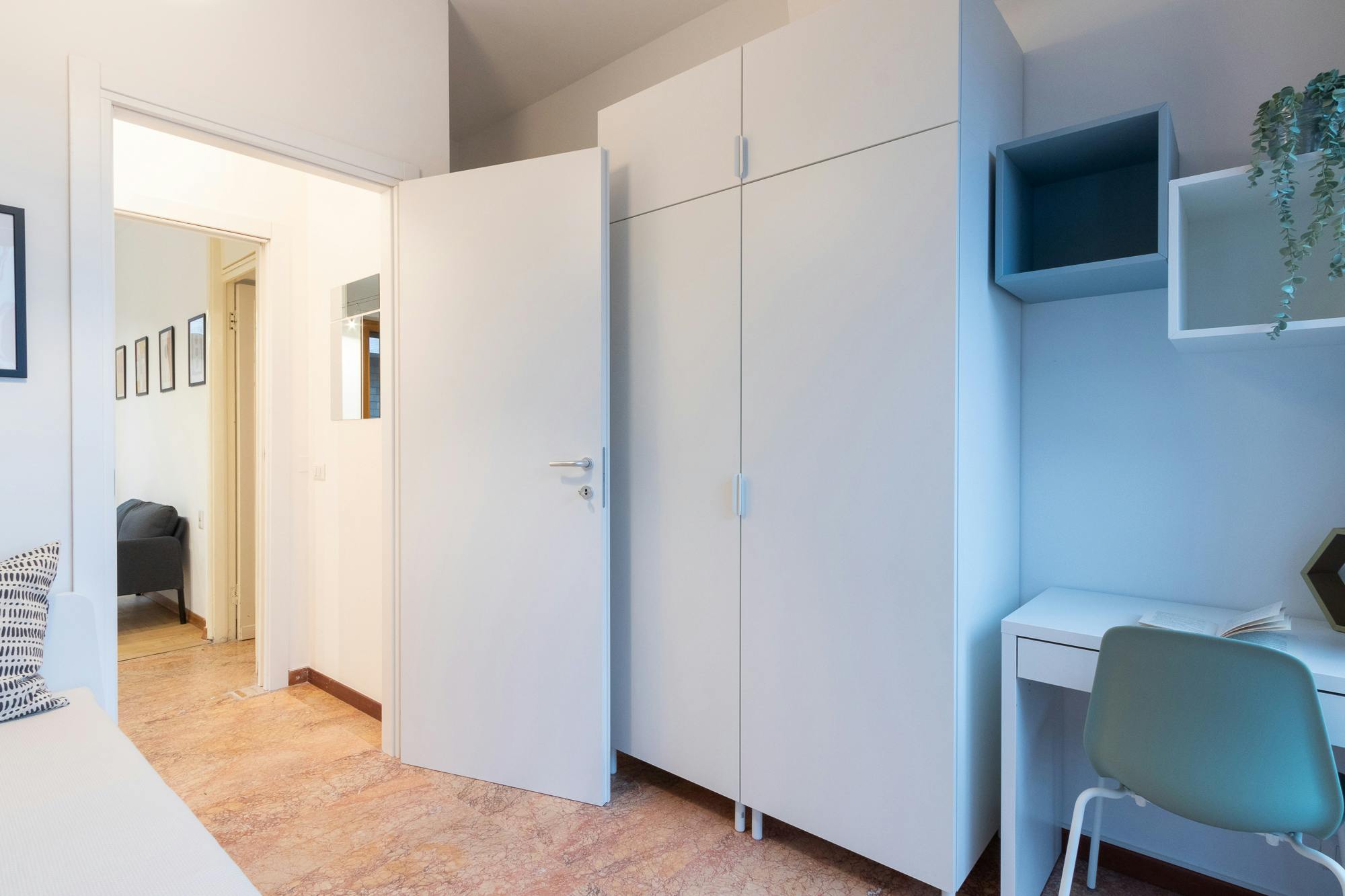 preview gallery tile