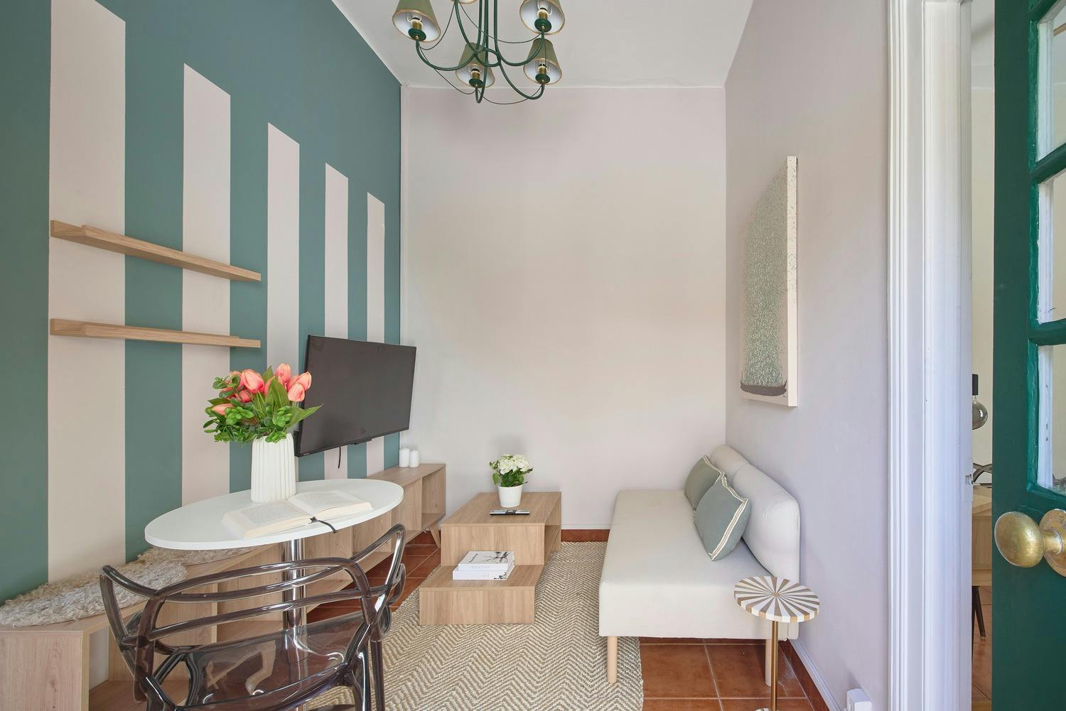 Apartment for rent for €1,105 per month in Carcavelos, Rua Gonçalves Crespo