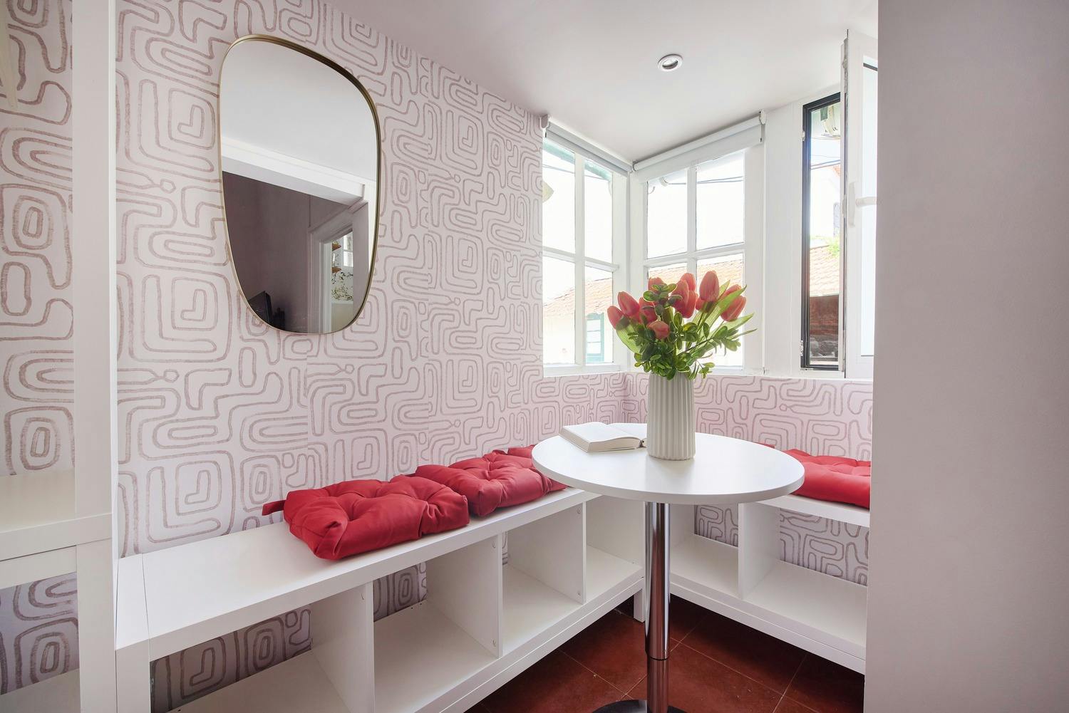 Studio for rent for €1,105 per month in Carcavelos, Rua Gonçalves Crespo