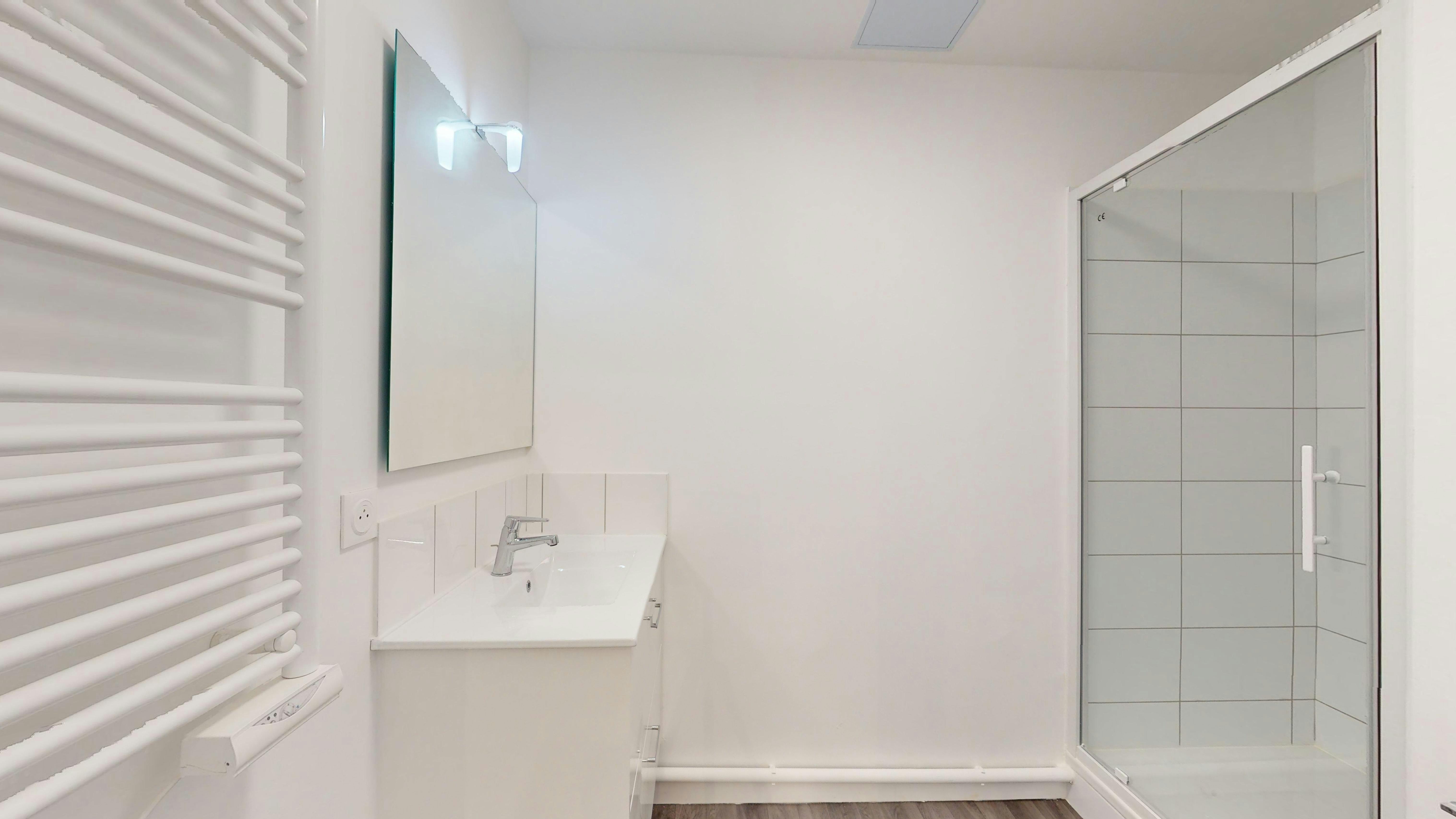 Single room Cergy, 1 bed, 19m² — photo 27