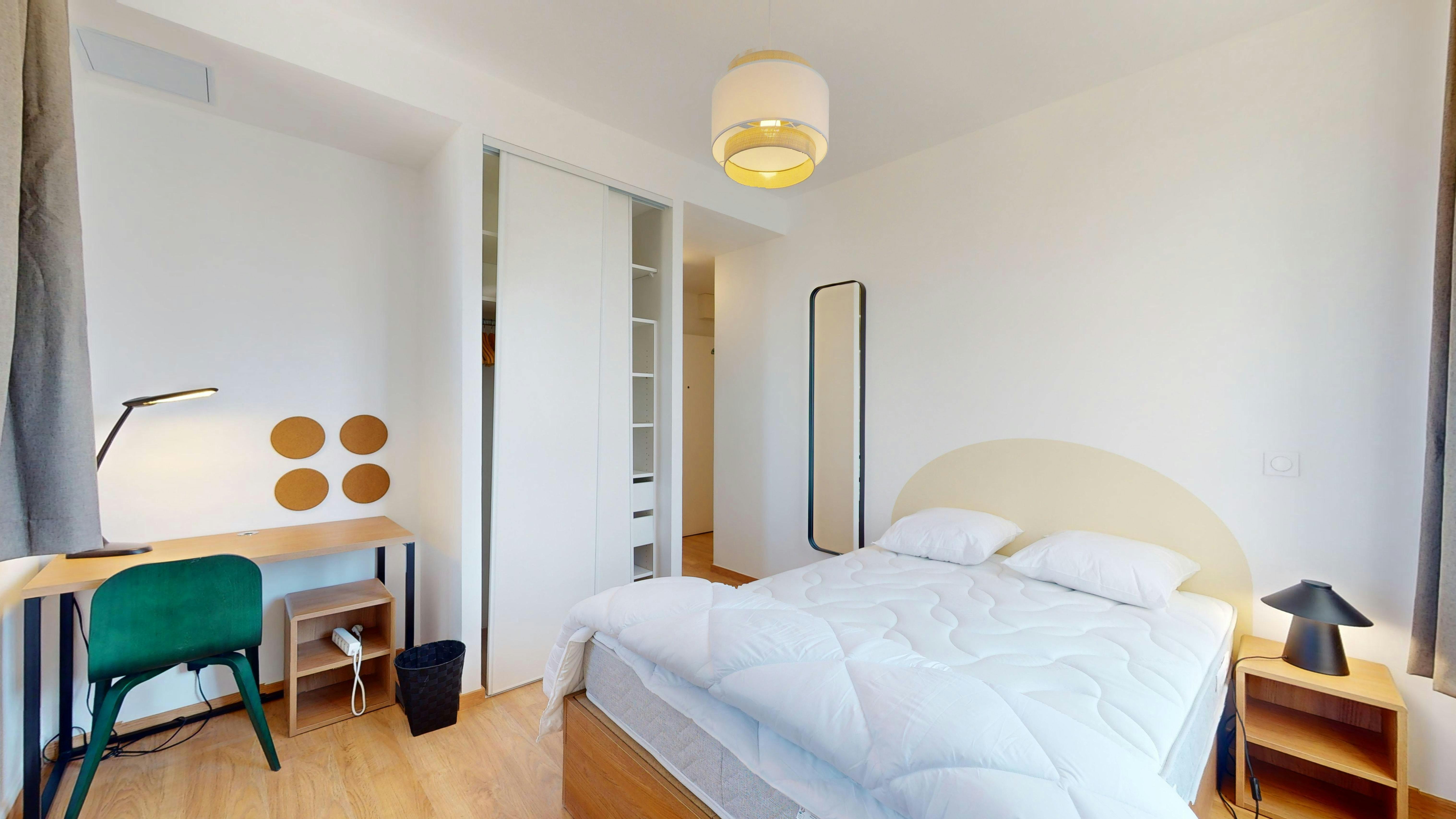 Single room Cergy, 1 bed, 19m² — photo 17