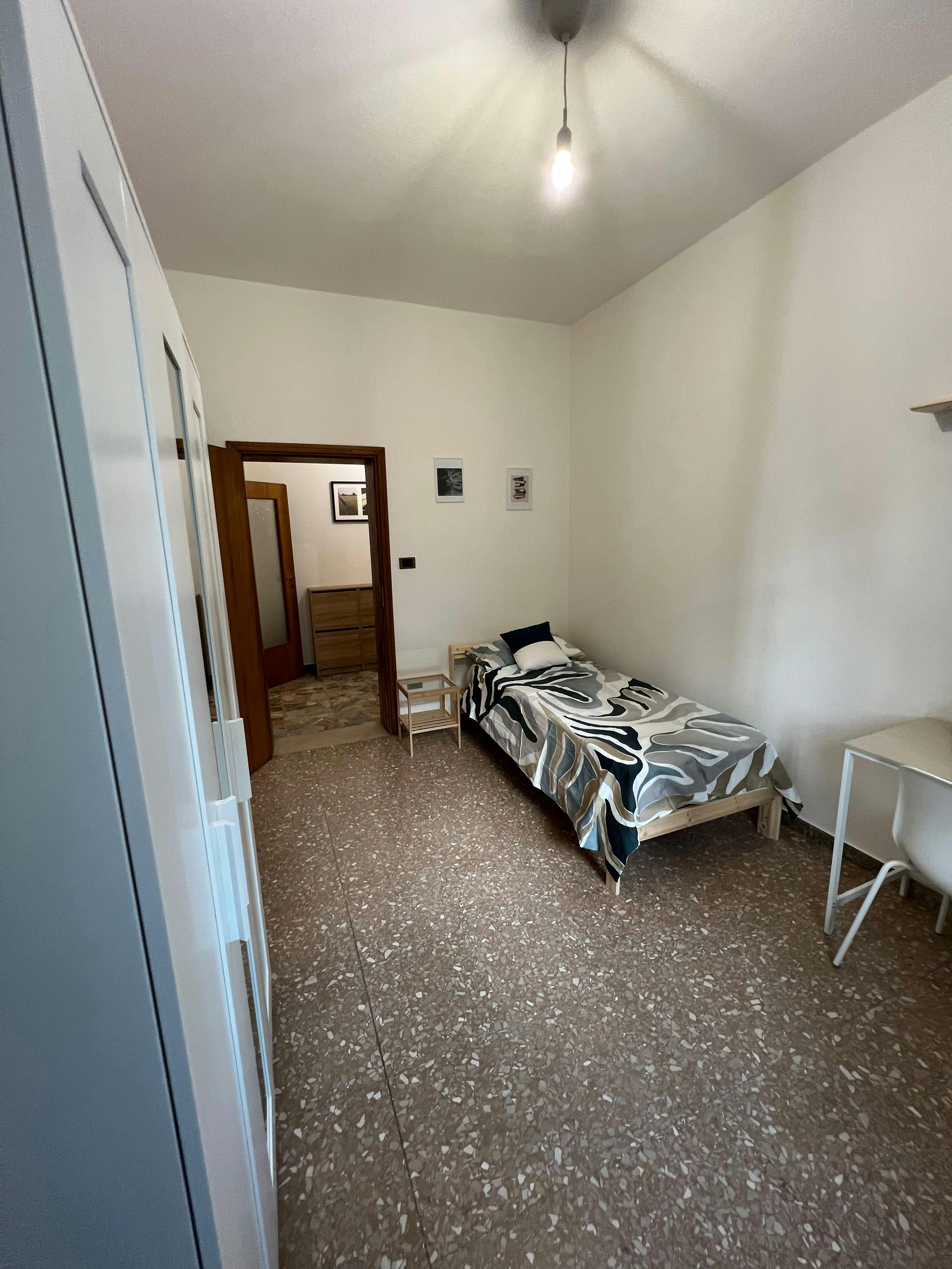 Single room Progresso, 1 bed, 12m² — photo 10