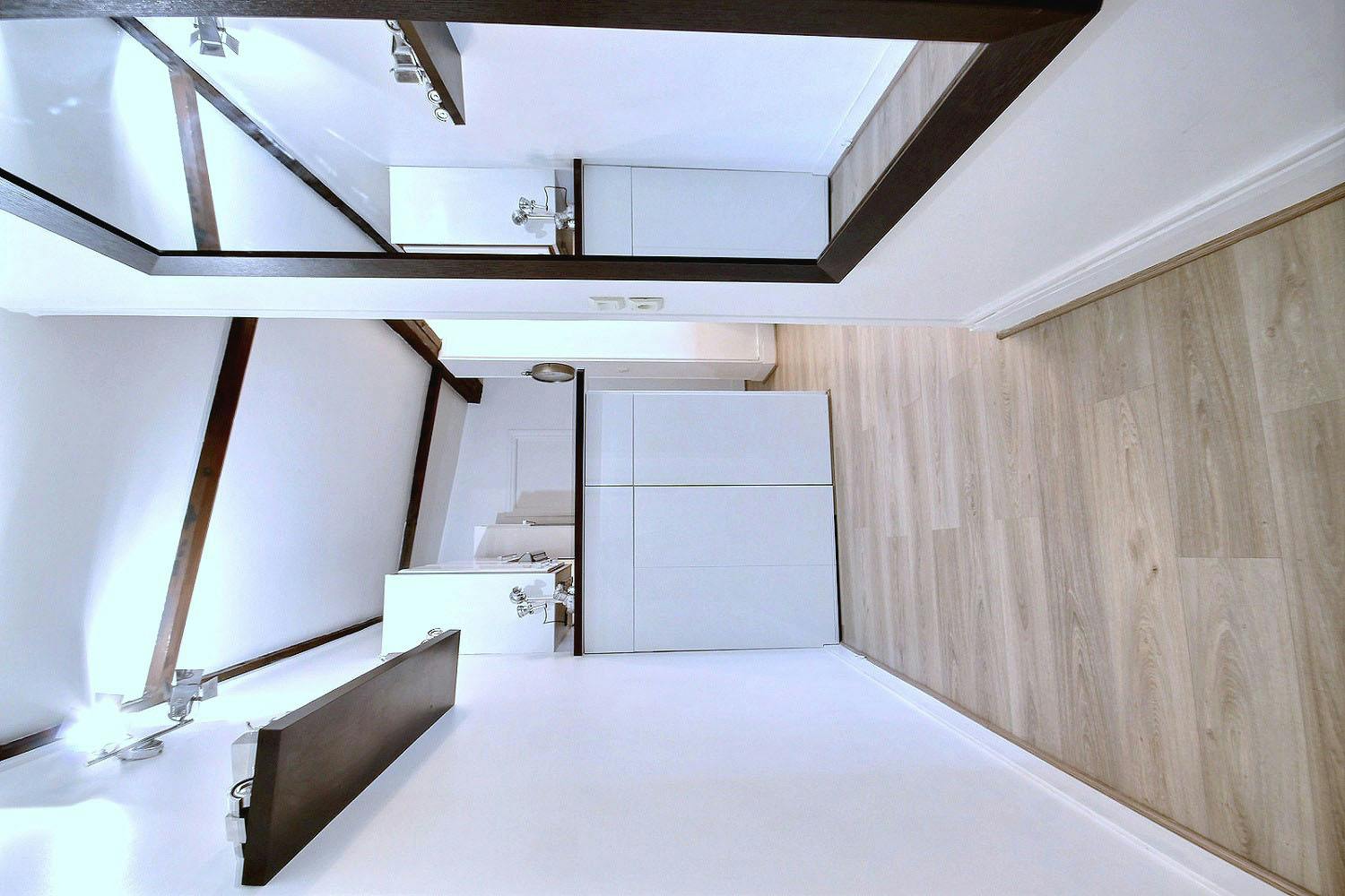 Appartement – Paris, Quartier de la Madeleine - Plus