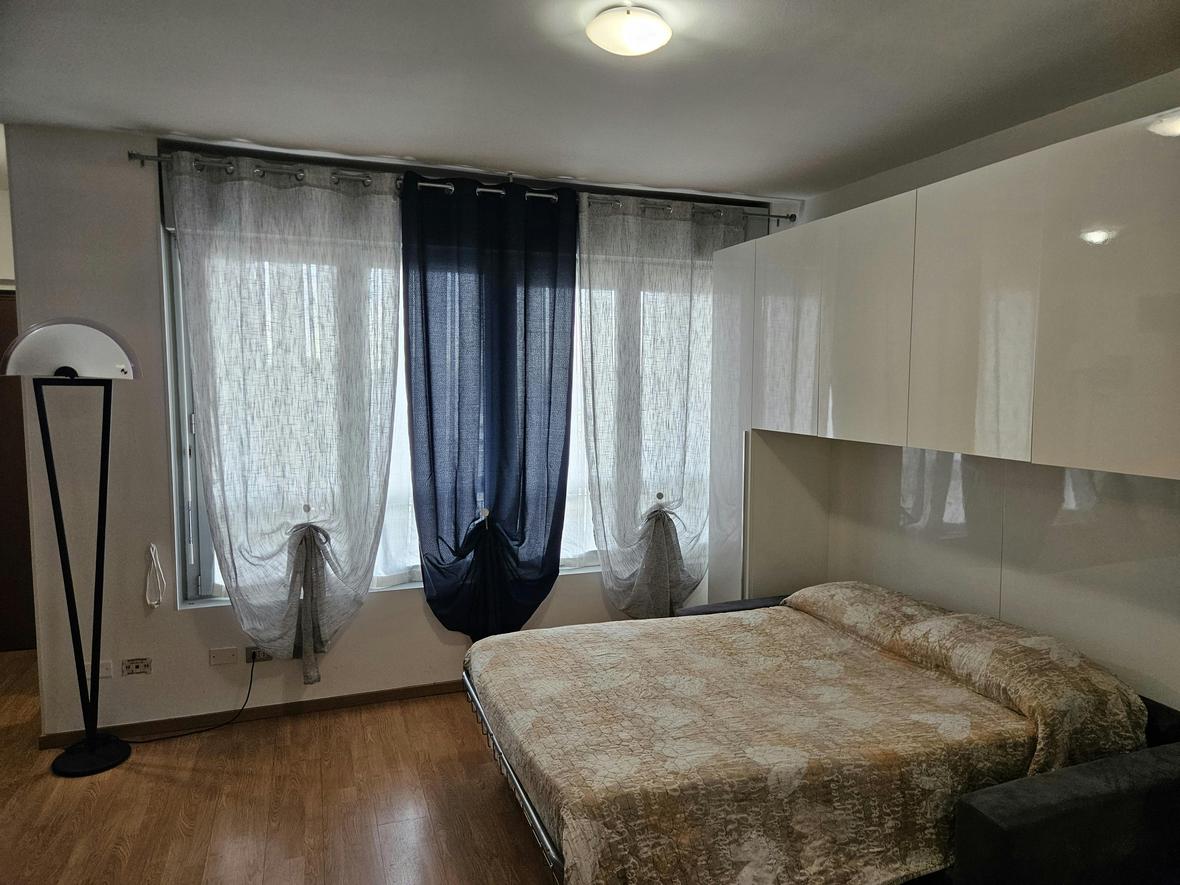 Студия сдается в аренду за 900 € в месяц в Desio, Via Alessandro Volta