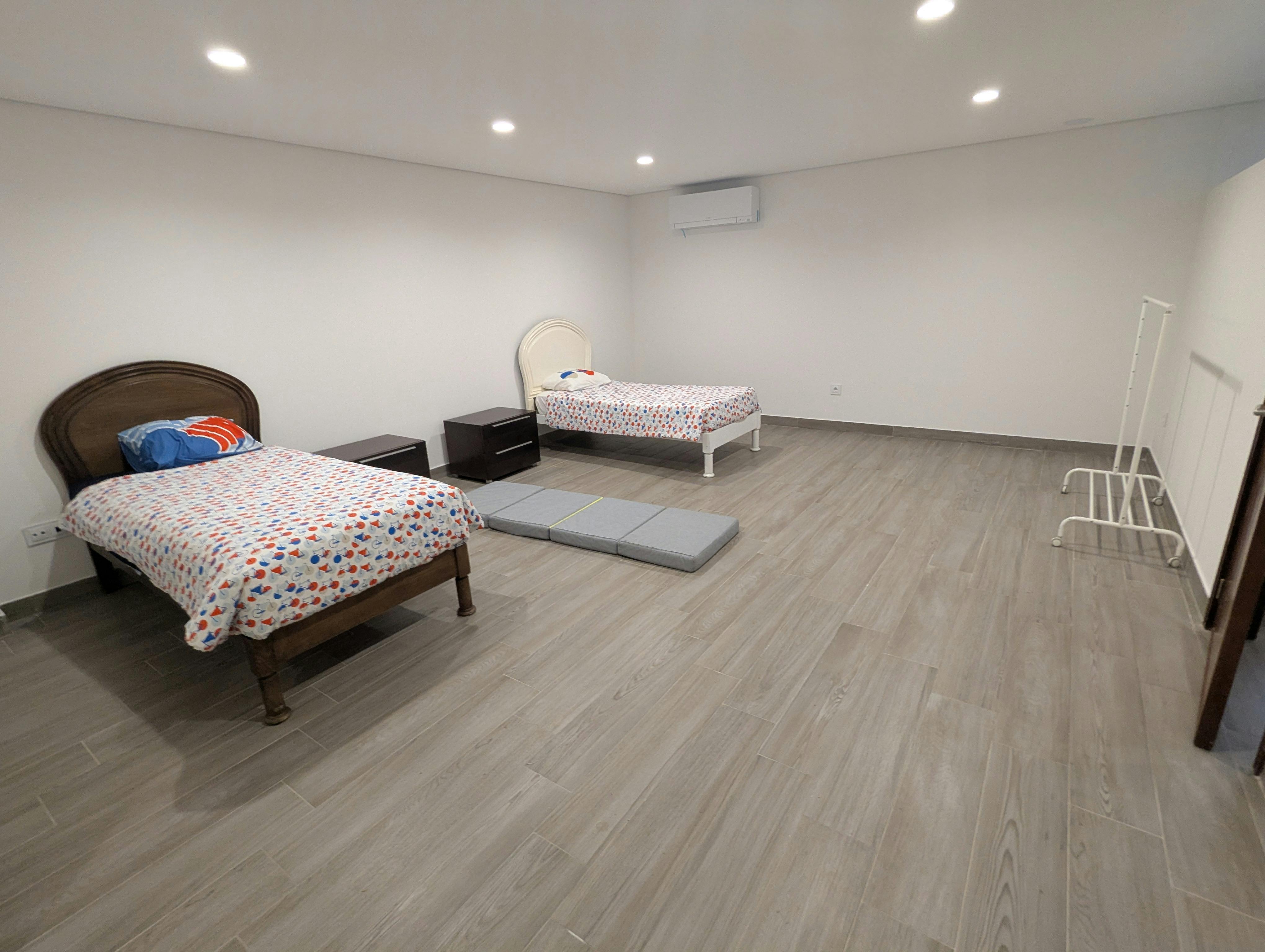 Chambre privée à louer pour 550 €/mois à Paços de Brandão, Rua 3 da Portela