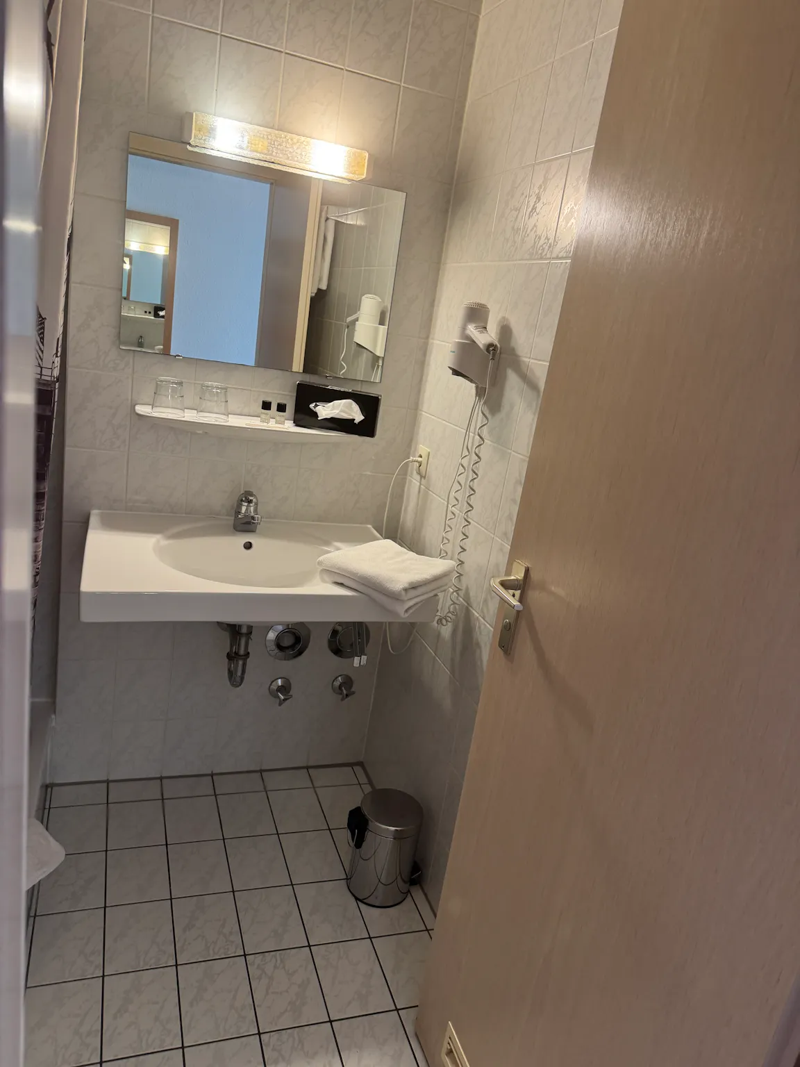 1-Bedroom Building in Untere Halde, Leinfelden-Echterdingen ROOM 3