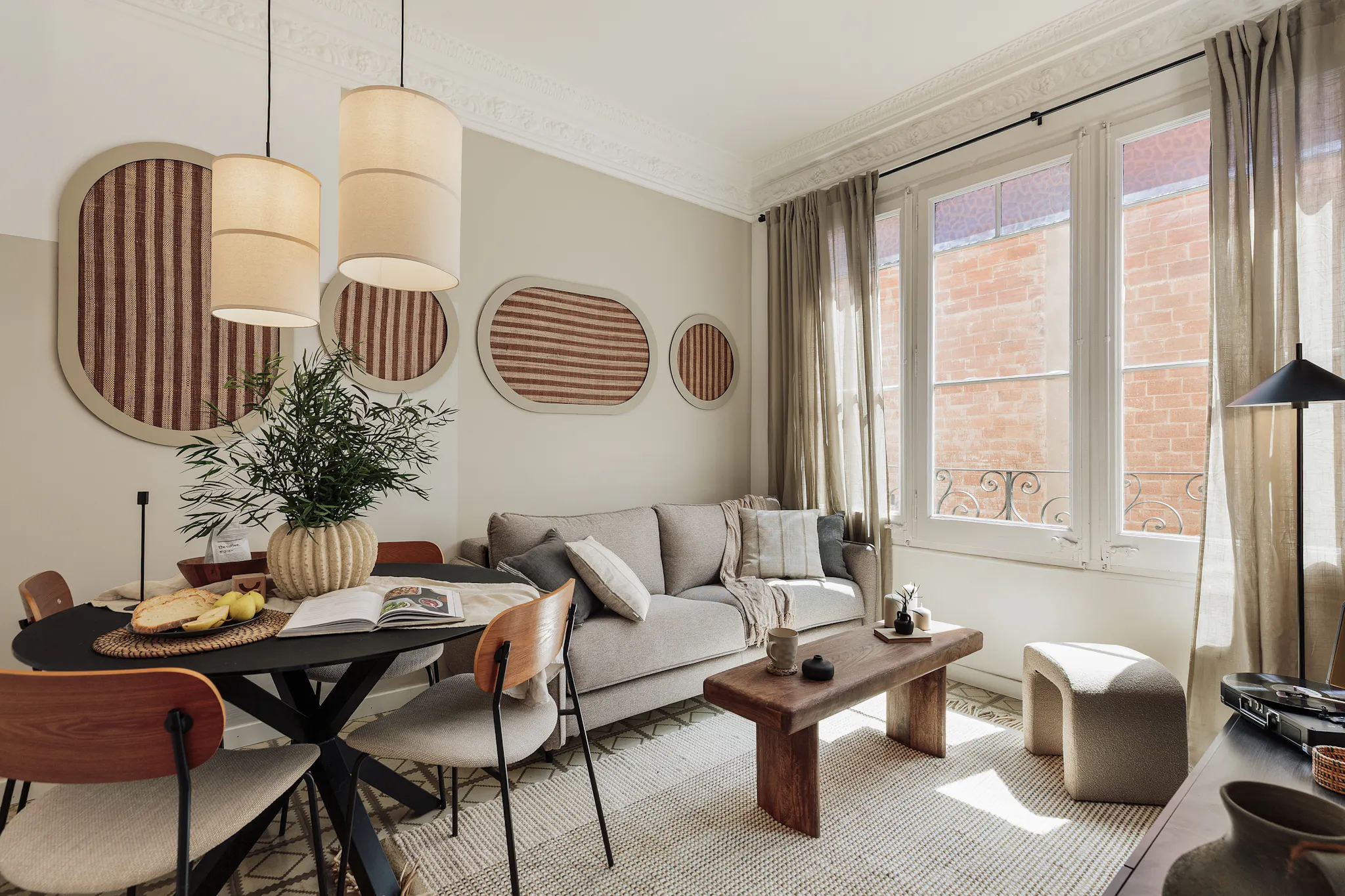 Carrer de Viladomat, Barcelona preview
