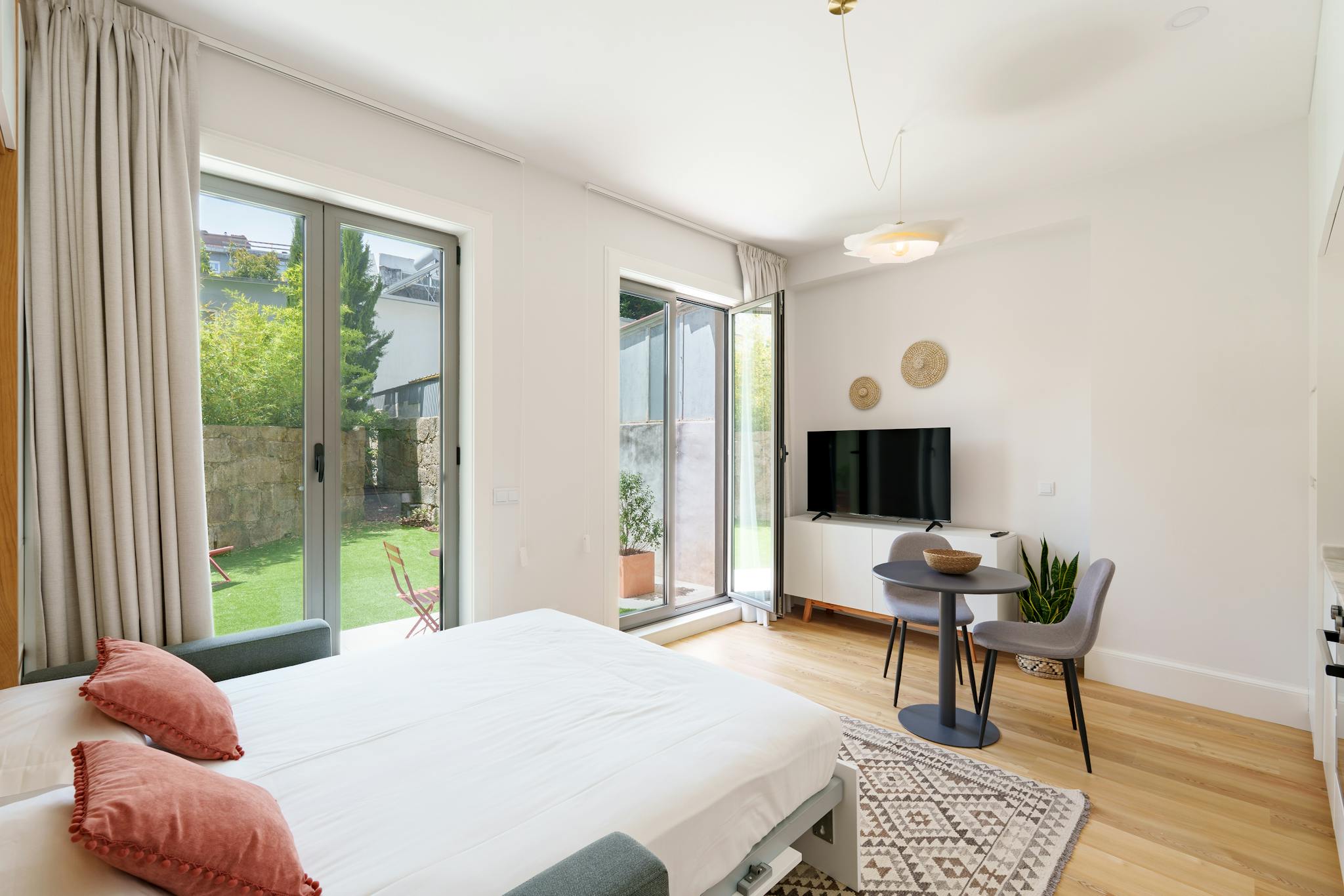 Rua de Dom João IV, Porto preview