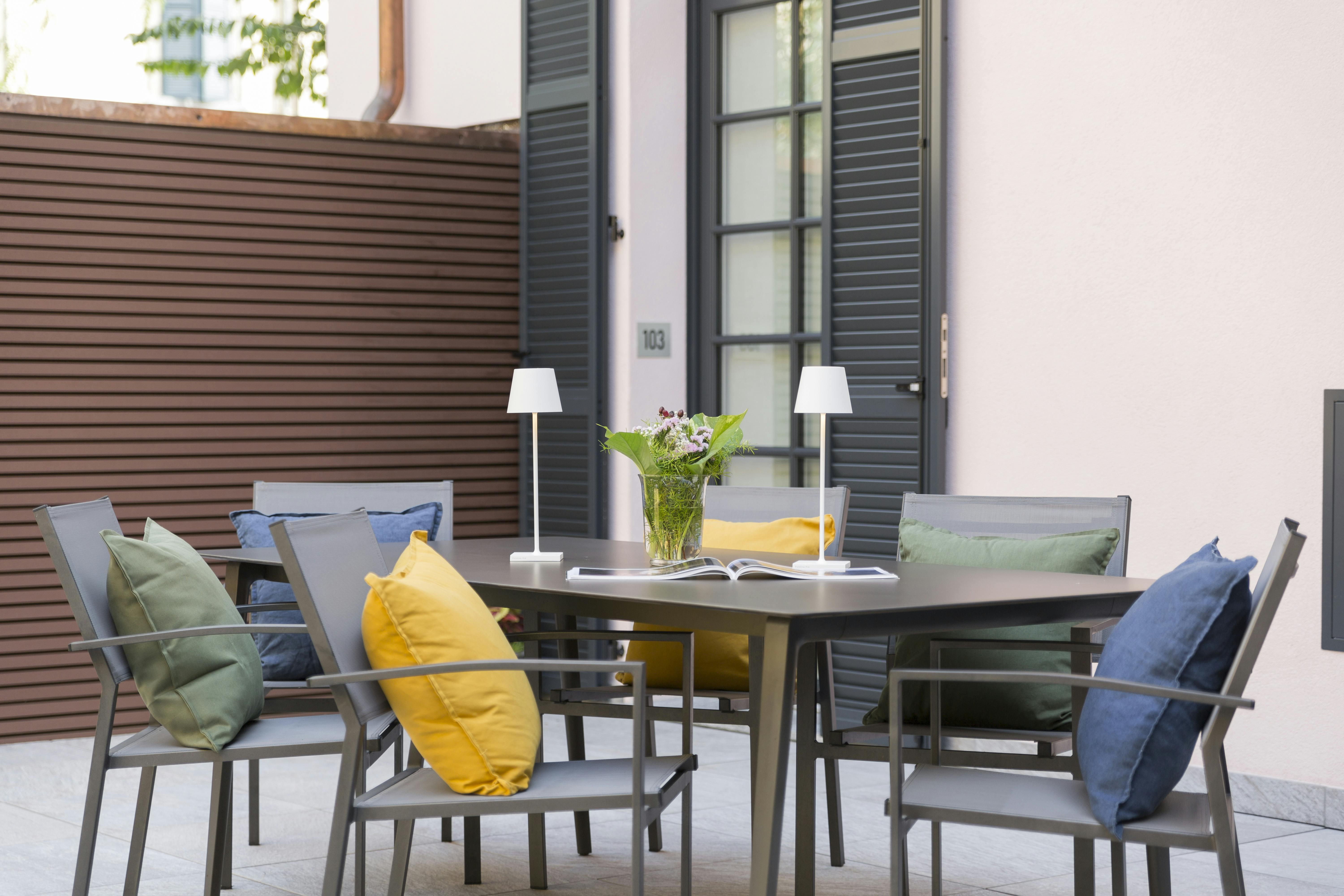 Appartamento in affitto a 3300 € al mese a Como, Via Alessandro Volta