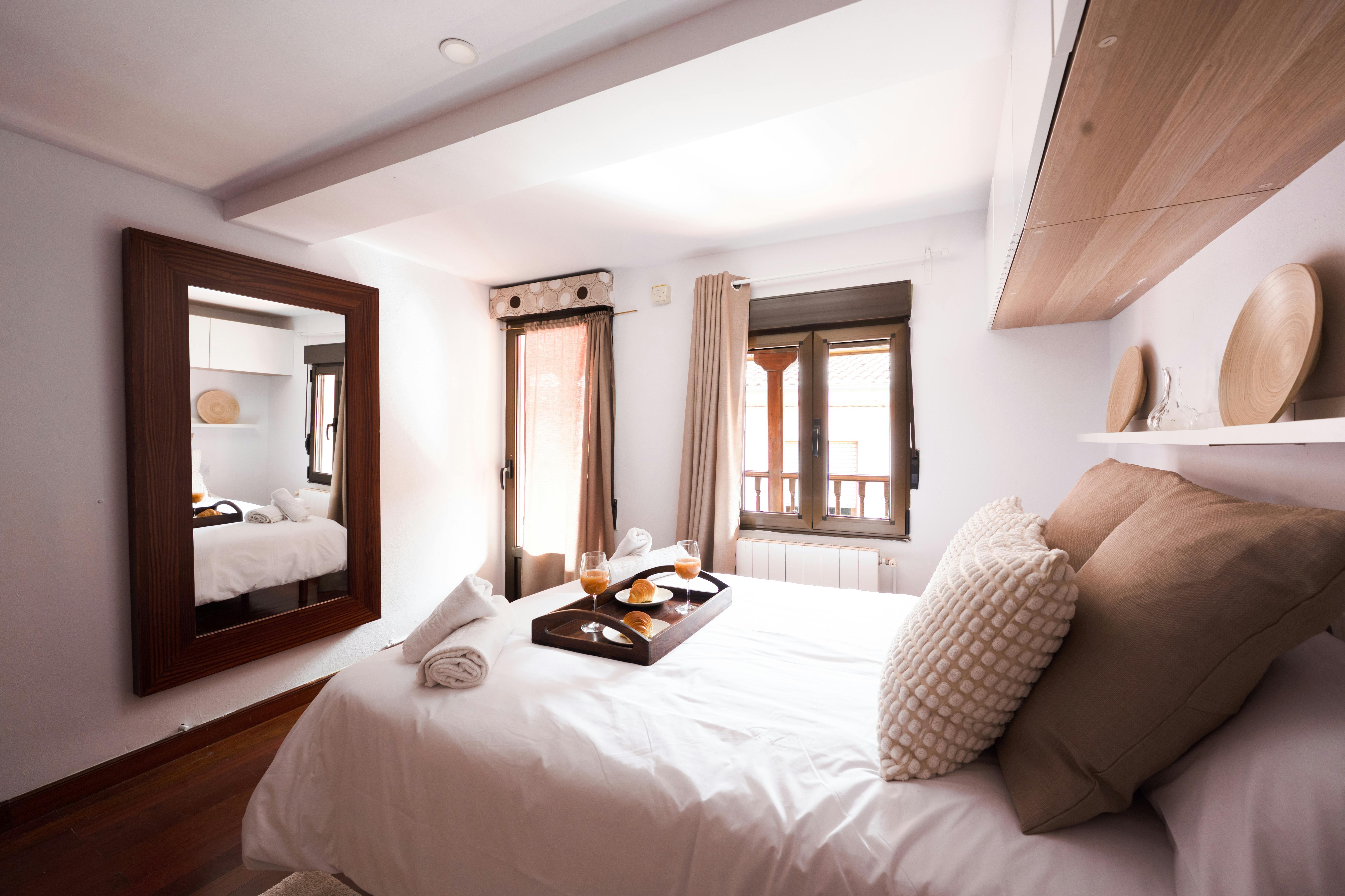 Apartment for rent for €1,450 per month in Lugar de Arriba, Calle el Cañu