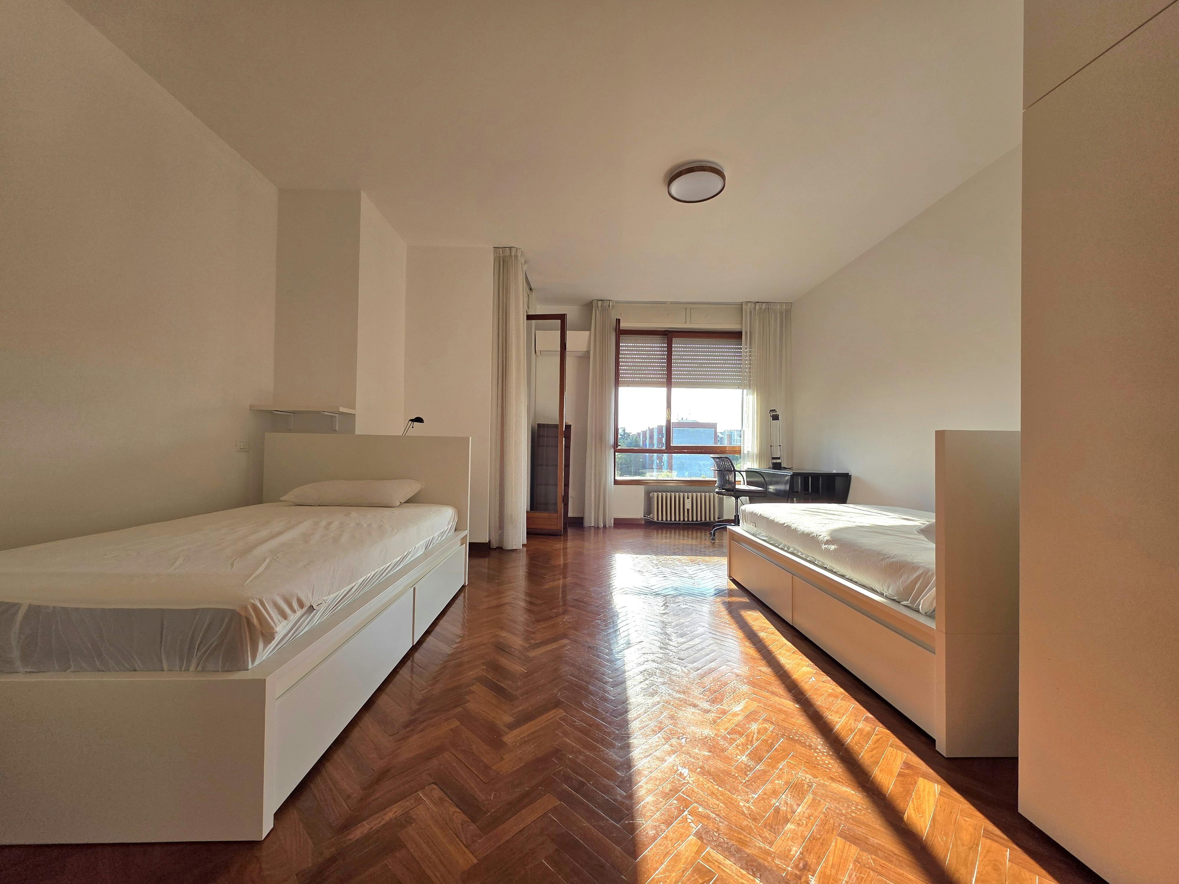 Double room Bologna, 1 bed, 20m² — photo 9