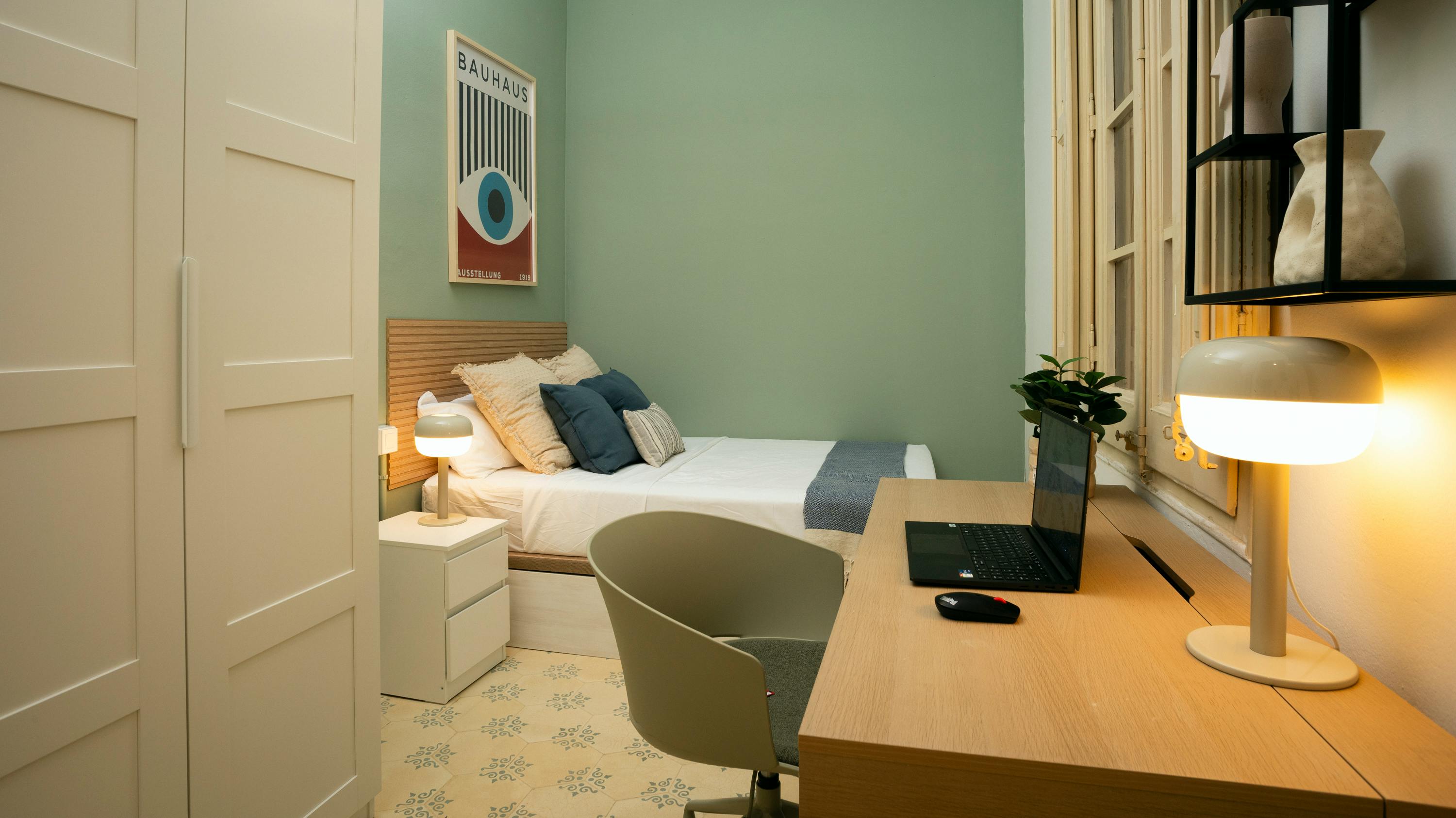 preview gallery tile