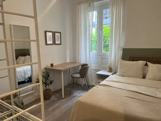 Private room in Calle de Menorca, Madrid (1635307) room image 1