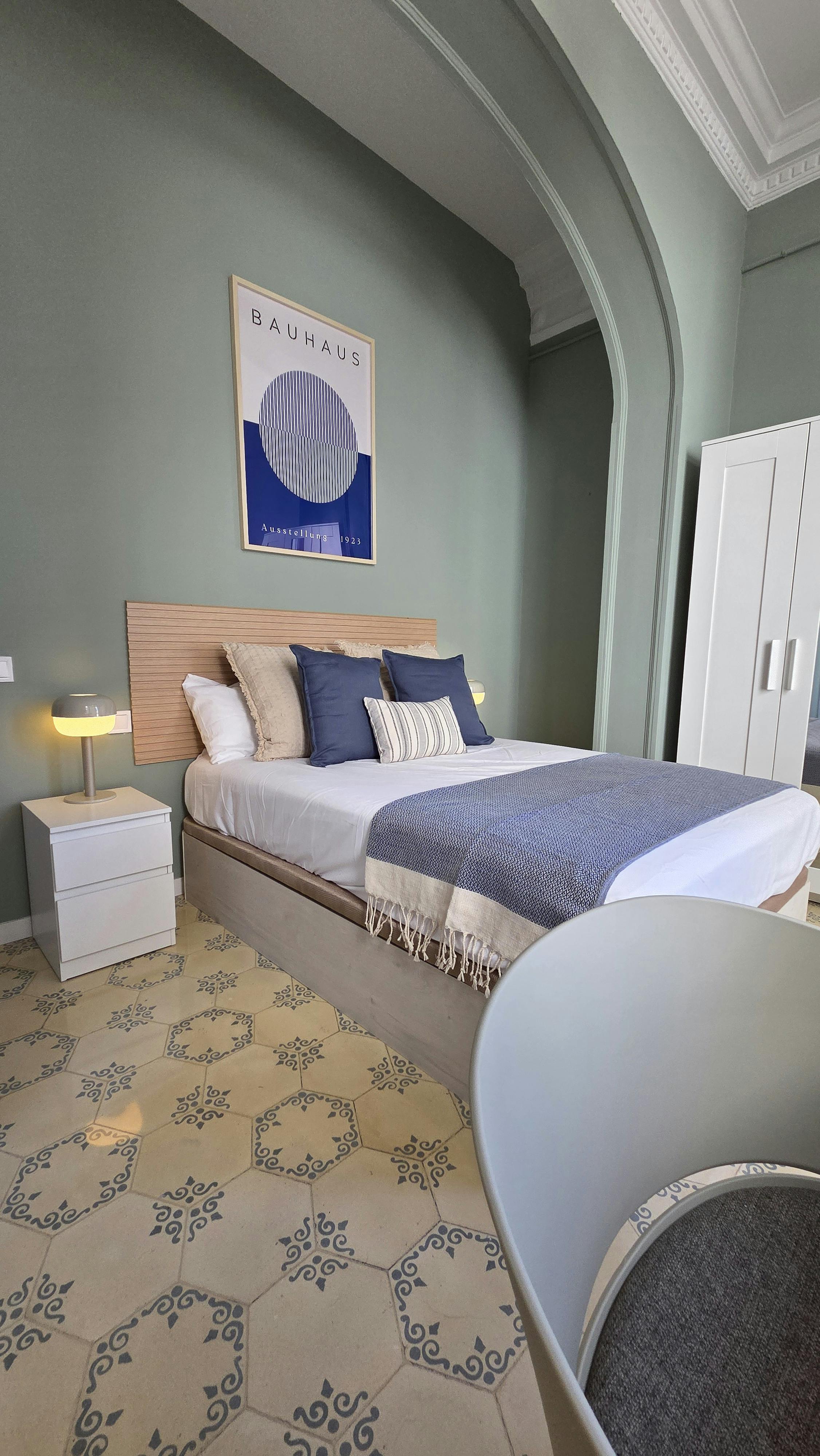 preview gallery tile