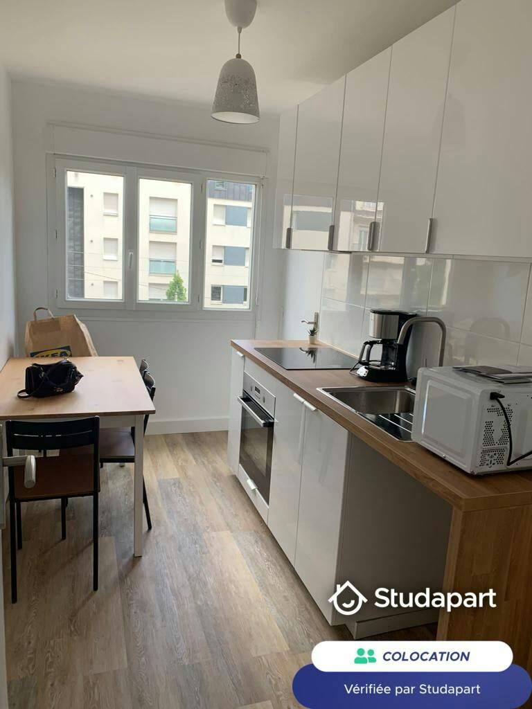 Private room for rent on Boulevard Robert Schuman, Nantes - Vue 3