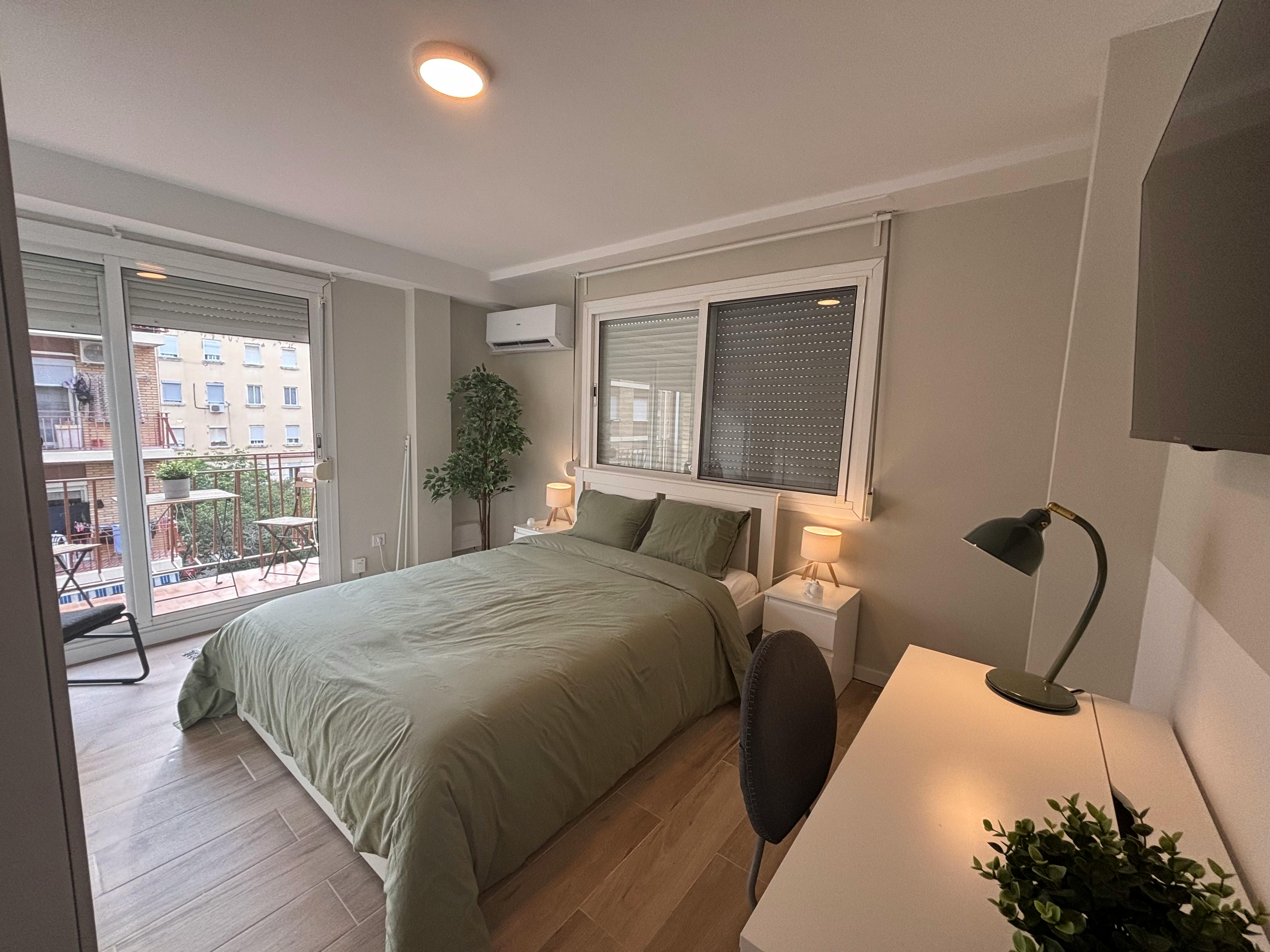 Single room Valencia, 1 bed, 12m² — photo 9