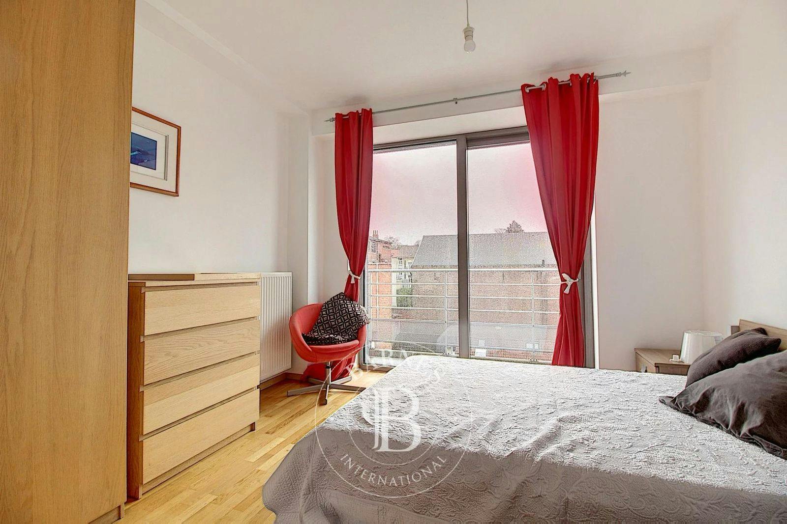 Apartment Ixelles, 3 beds — photo 2