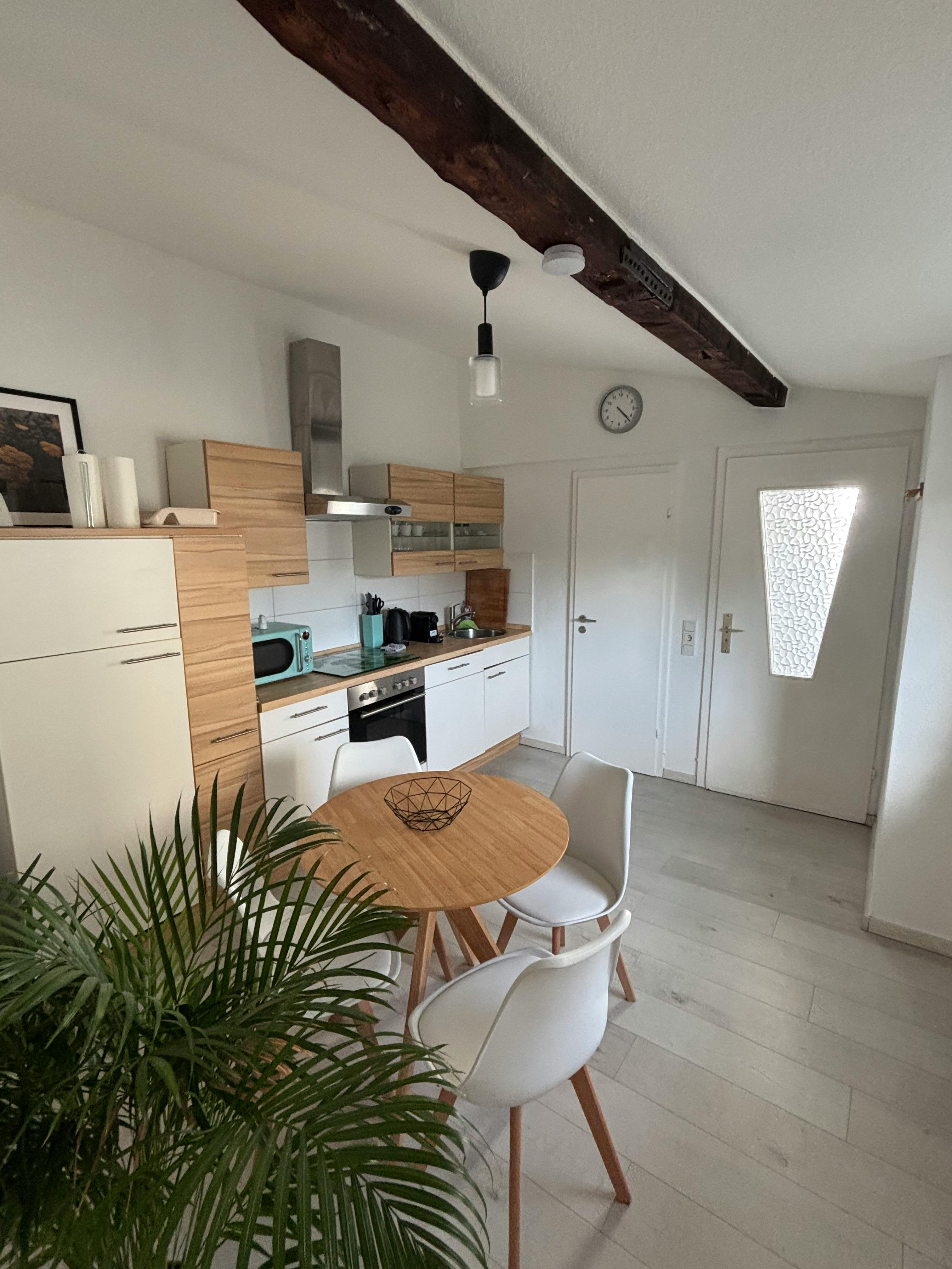 Apartamento en alquiler por 1099 € al mes en Hürth, Beselerstraße