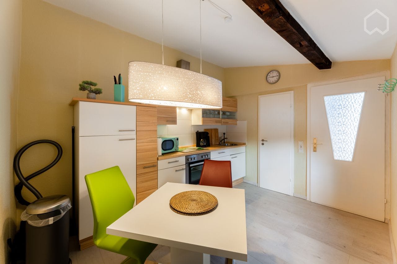 Appartement à louer pour 1 199 €/mois à Hürth, Beselerstraße