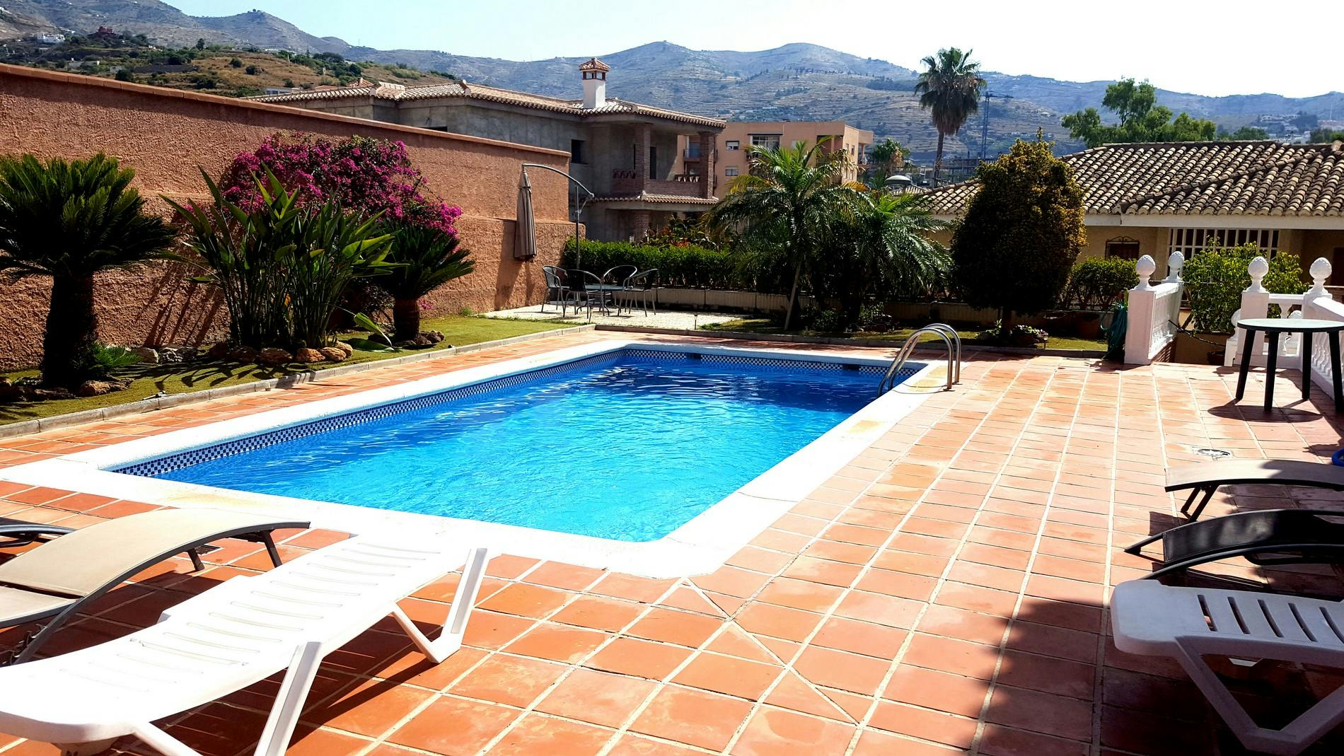 House for rent for €1,600 per month in Velilla-Taramay, Calle Costa Templada