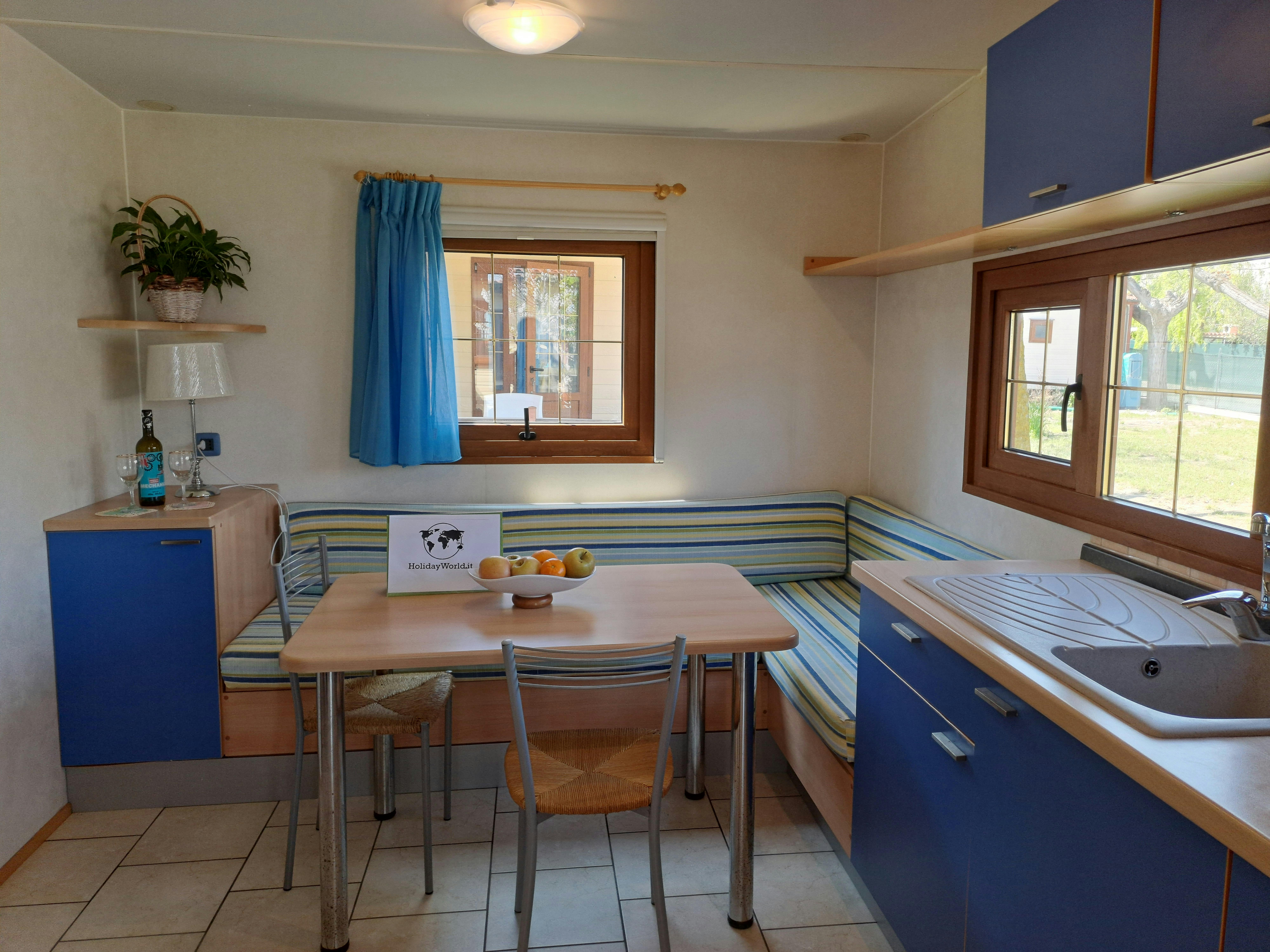 Квартира за оренду для 4 412 EUR на місяць у Montignano-Marzocca, SS16