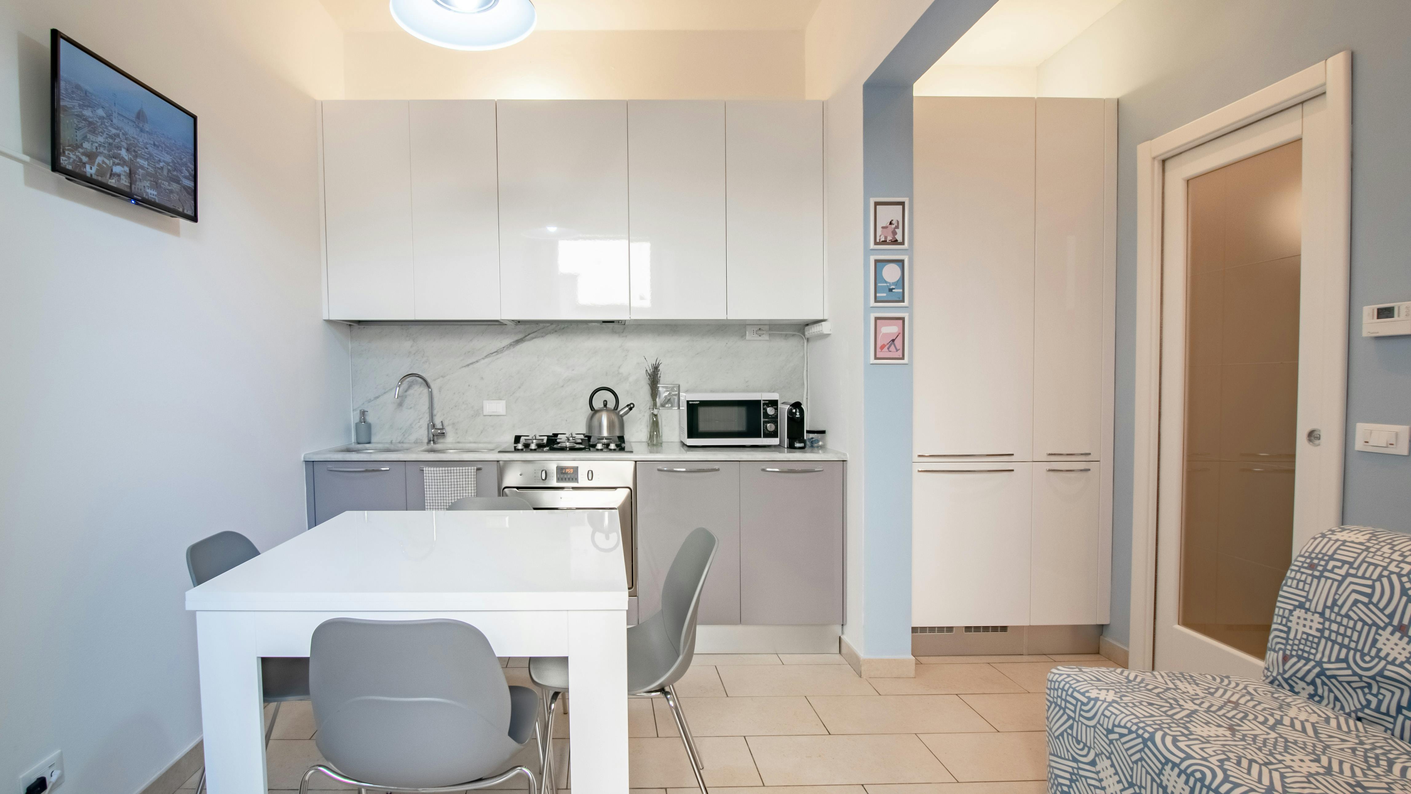 Appartement te huur voor € 1.200 per maand in Florence, Via Francesco Marucelli