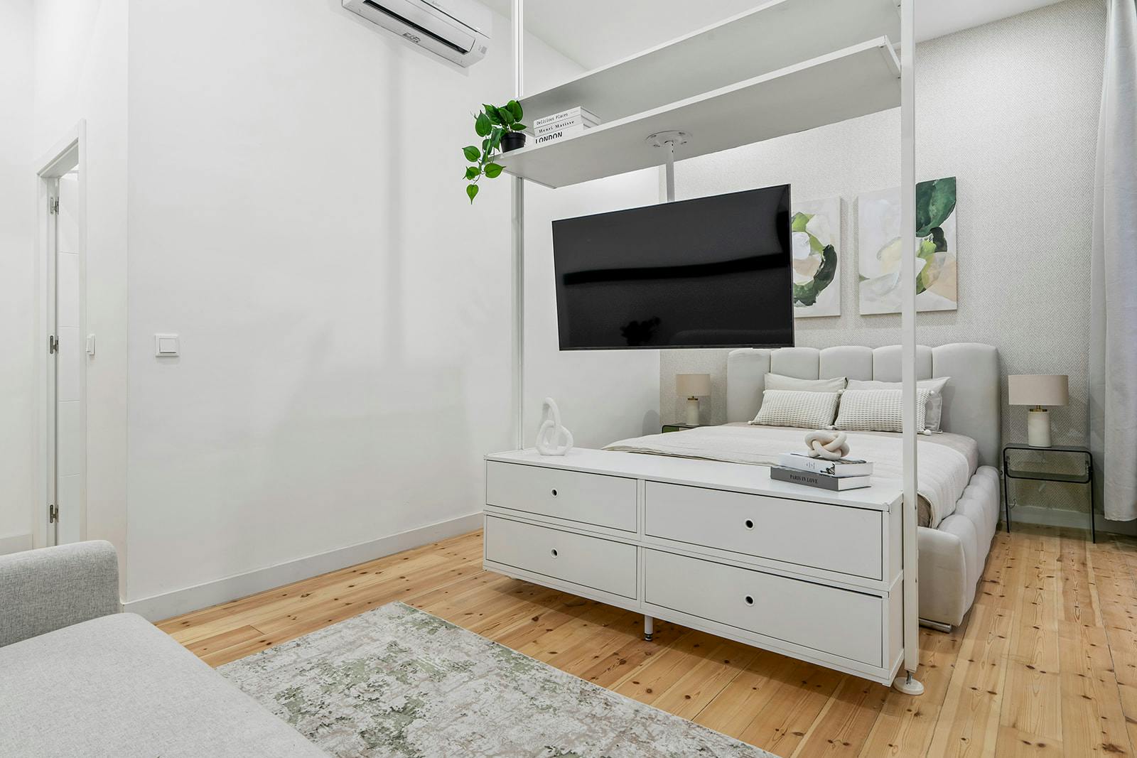 preview gallery tile