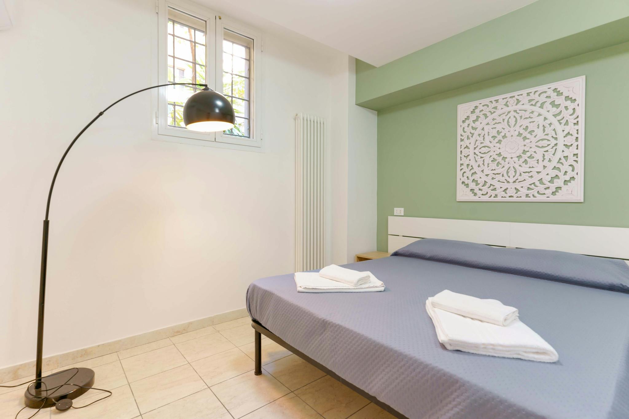 Via d'Azeglio, Bologna preview