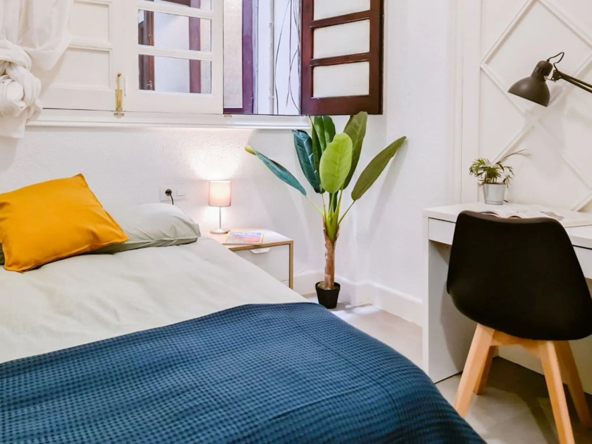 Carrer del Convent de Santa Clara, Valencia preview