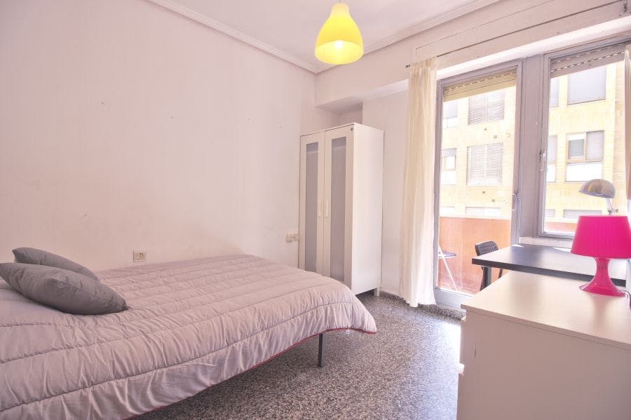 Carrer del Doctor Vicente Pallarés, Valencia preview