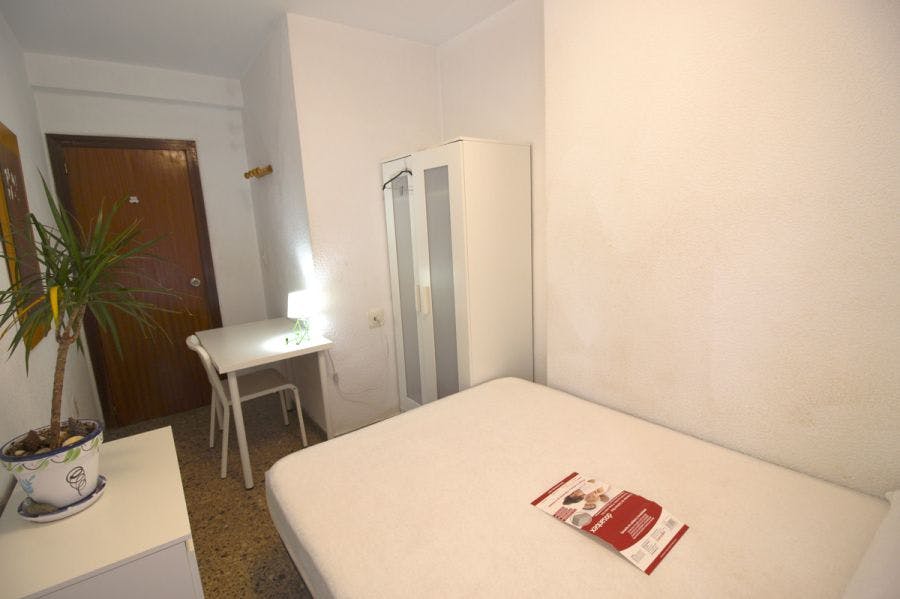 Carrer del Mestre Valls, Valencia preview