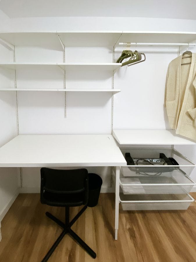 Carrer de Víctor Moya, Valencia preview