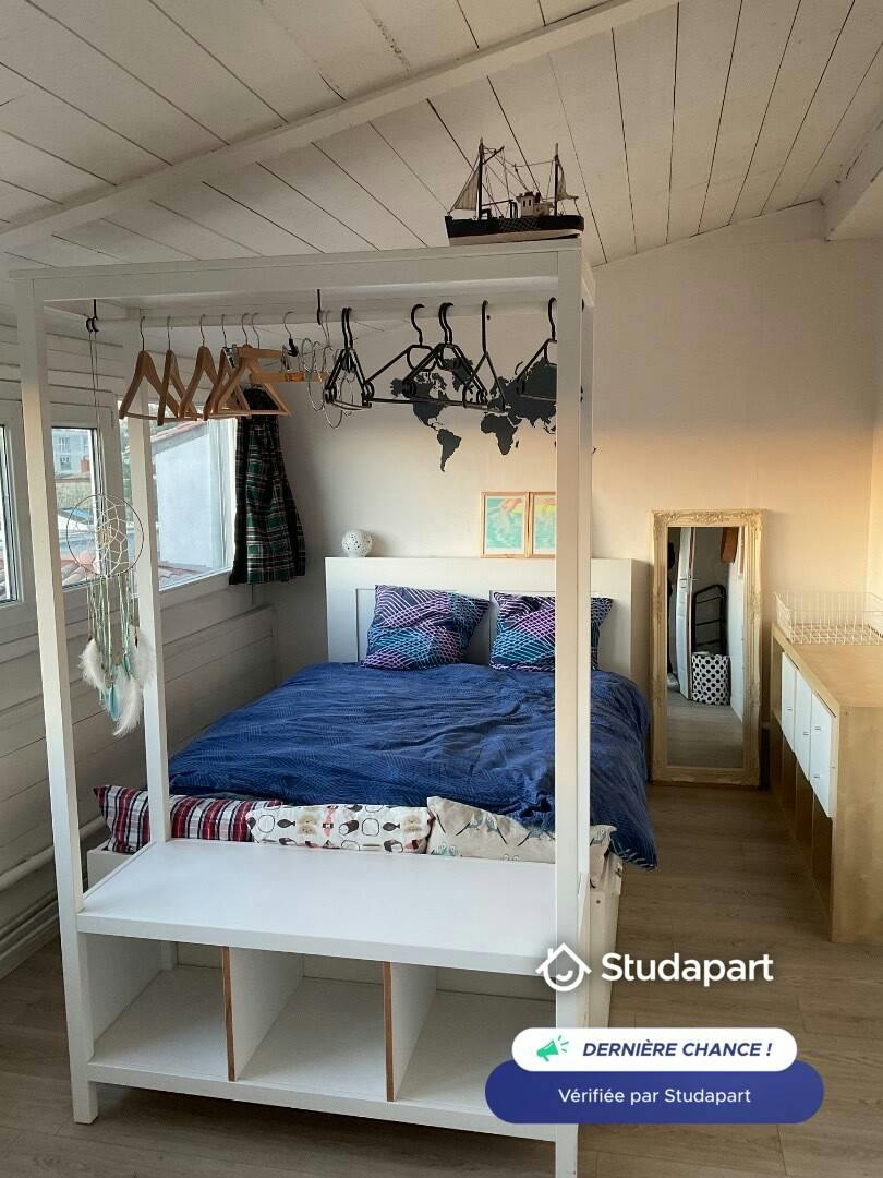 Private room for rent on Rue Malbec, Bordeaux - Plus
