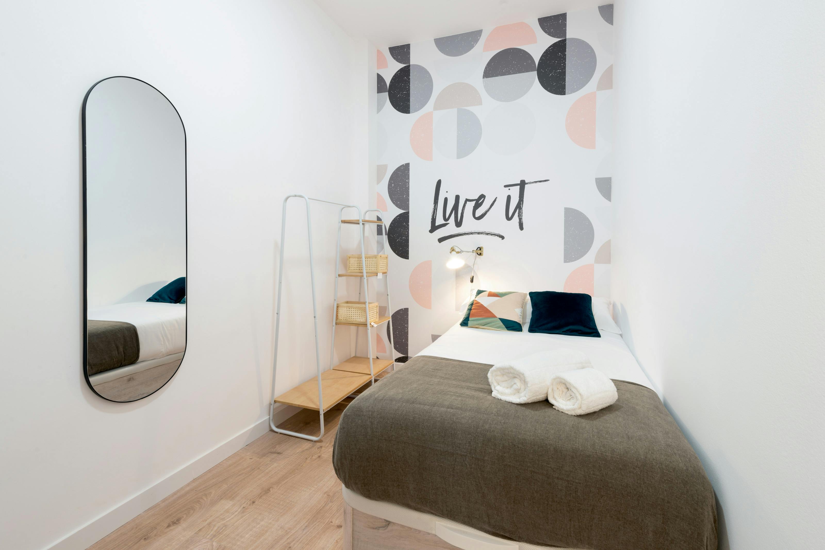 Carrer dels Escudellers, Barcelona preview