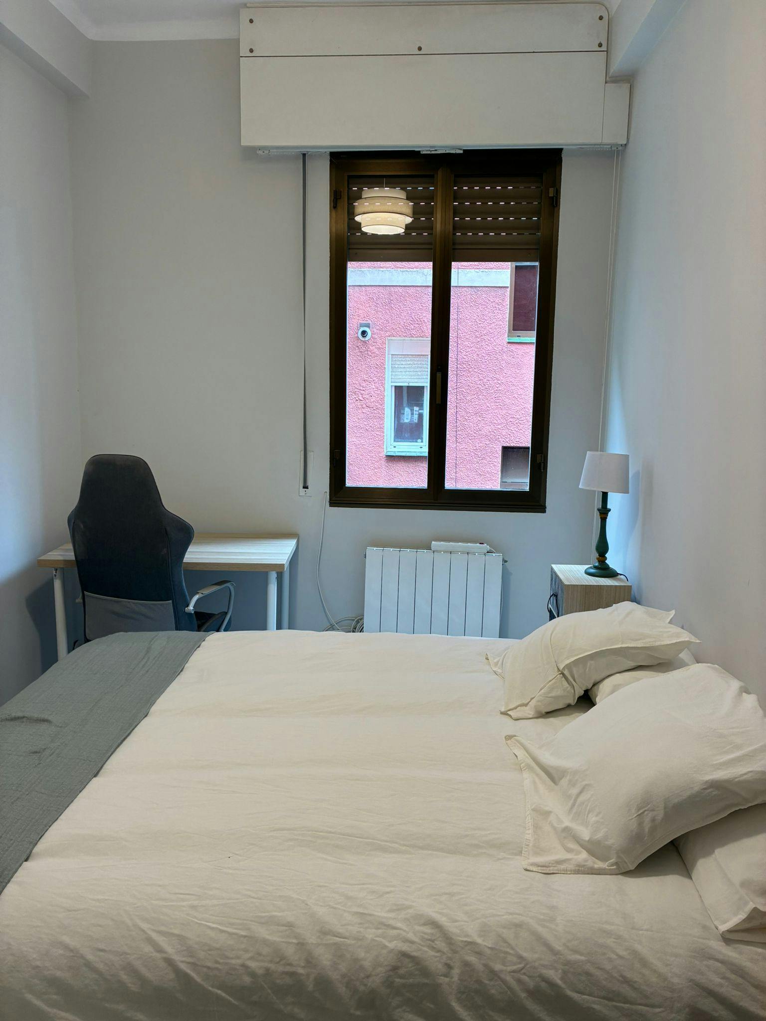 Single room Bilbao, 1 bed, 10m² — photo 3