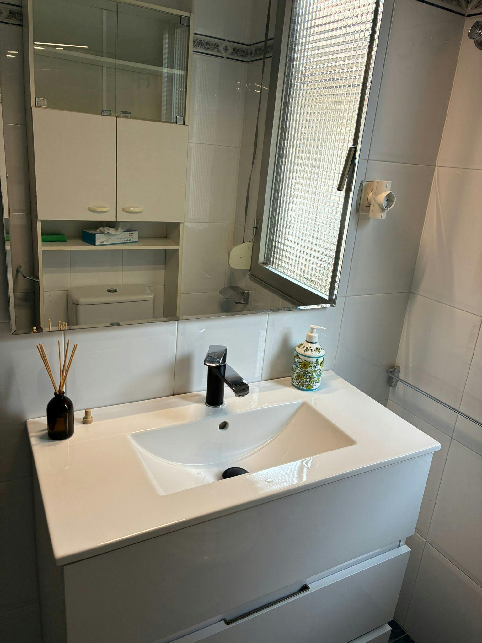 Single room Bilbao, 1 bed, 10m² — photo 10