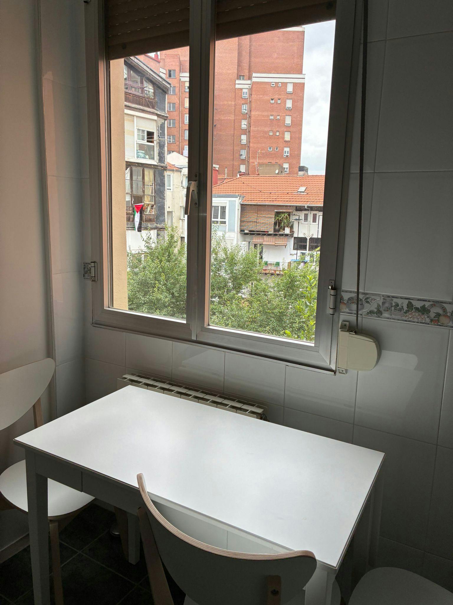 Single room Bilbao, 1 bed, 10m² — photo 7