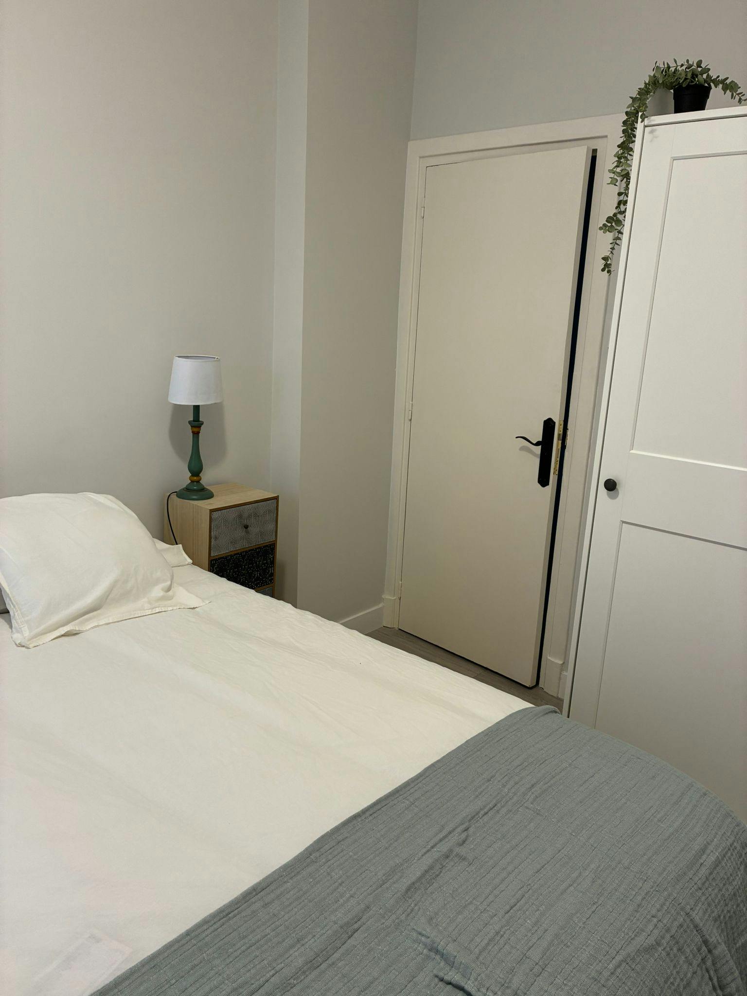 Single room Bilbao, 1 bed, 10m² — photo 5