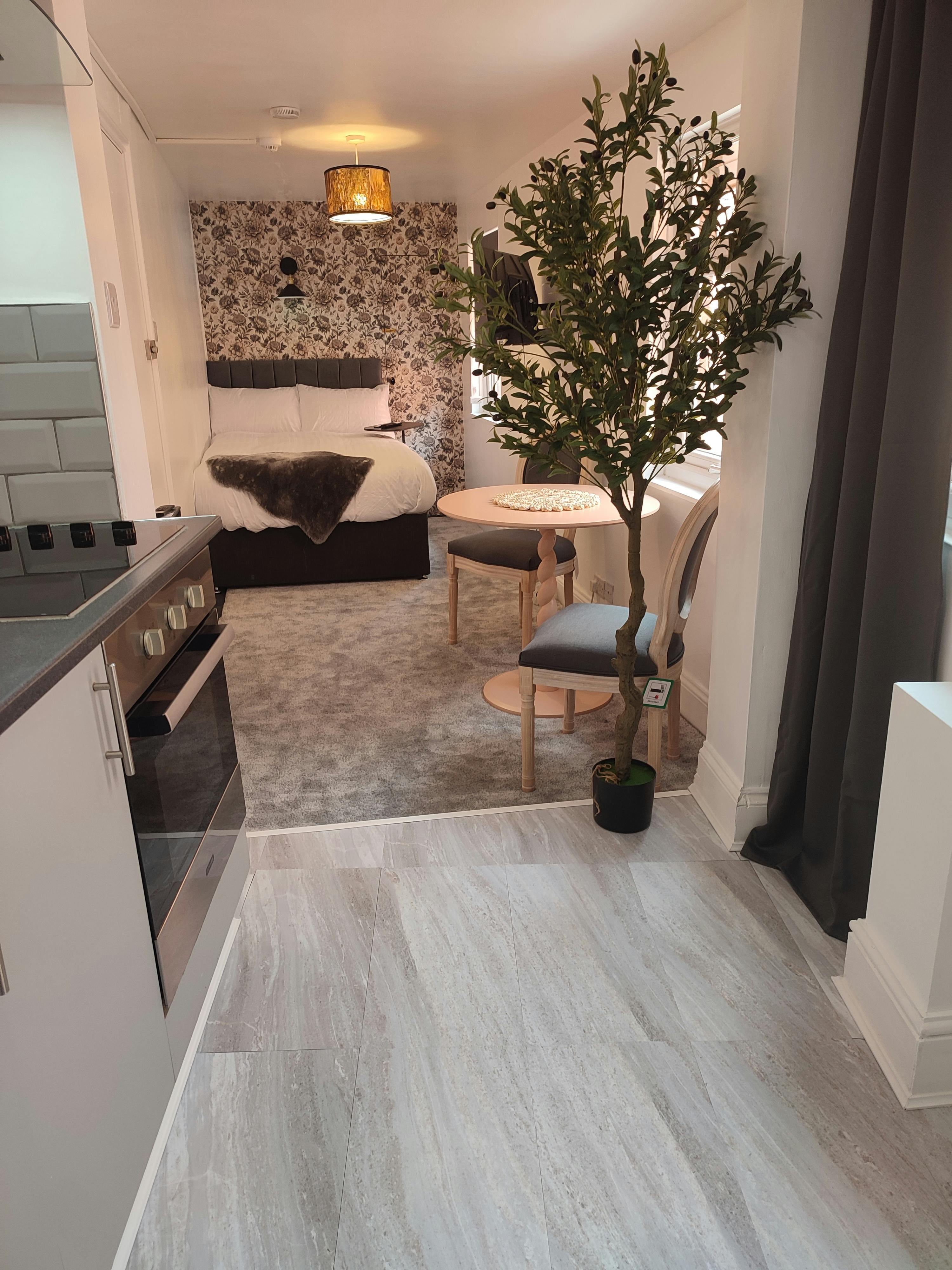 Kawalerka do wynajęcia za 2150 GBP miesięcznie w mieście Bristol, Fishponds Road