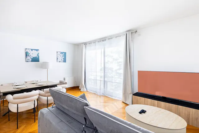 2-Bedroom Apartment in Rue Erlanger, Paris (1636733) room image 1