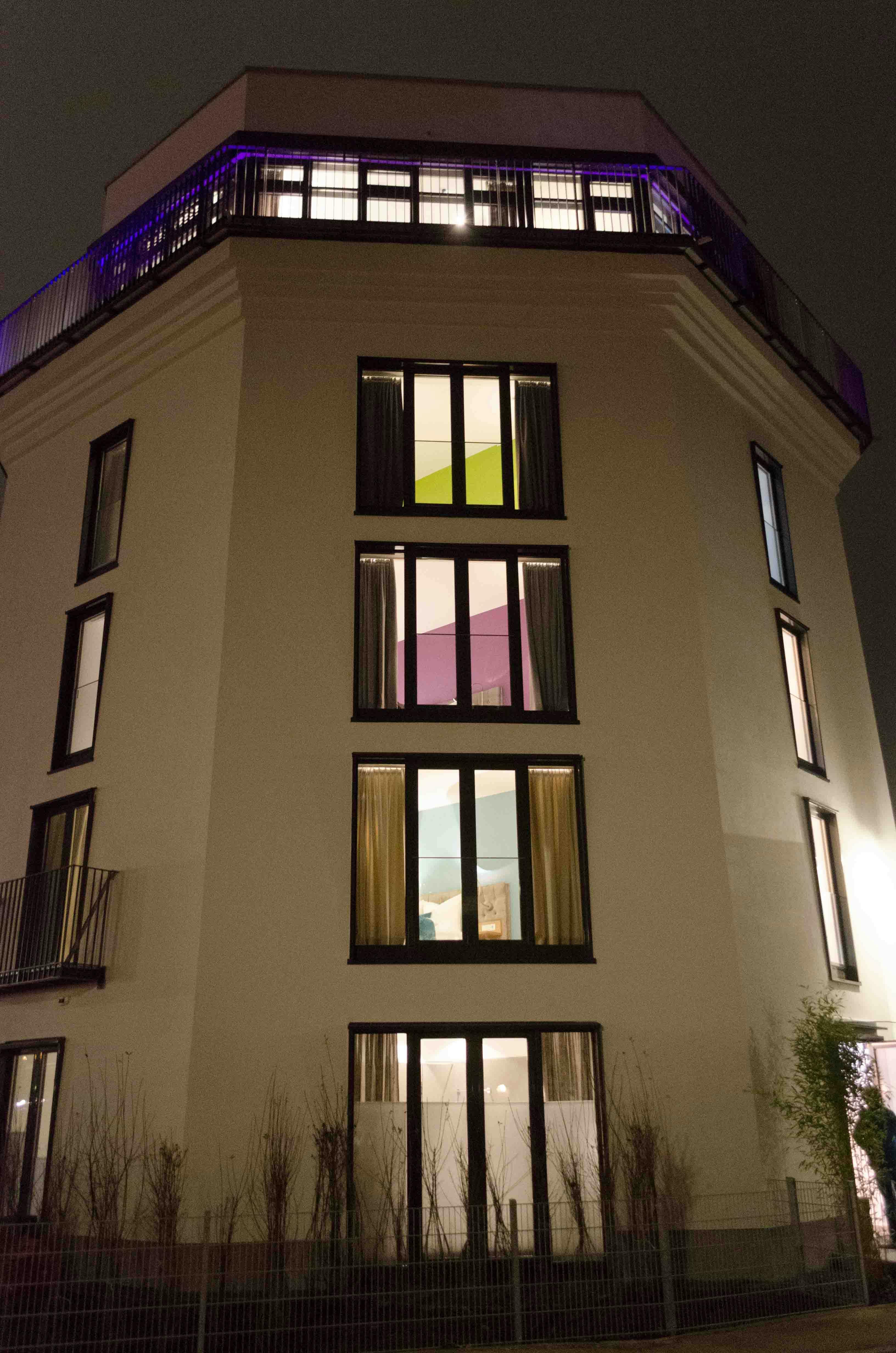 preview gallery tile