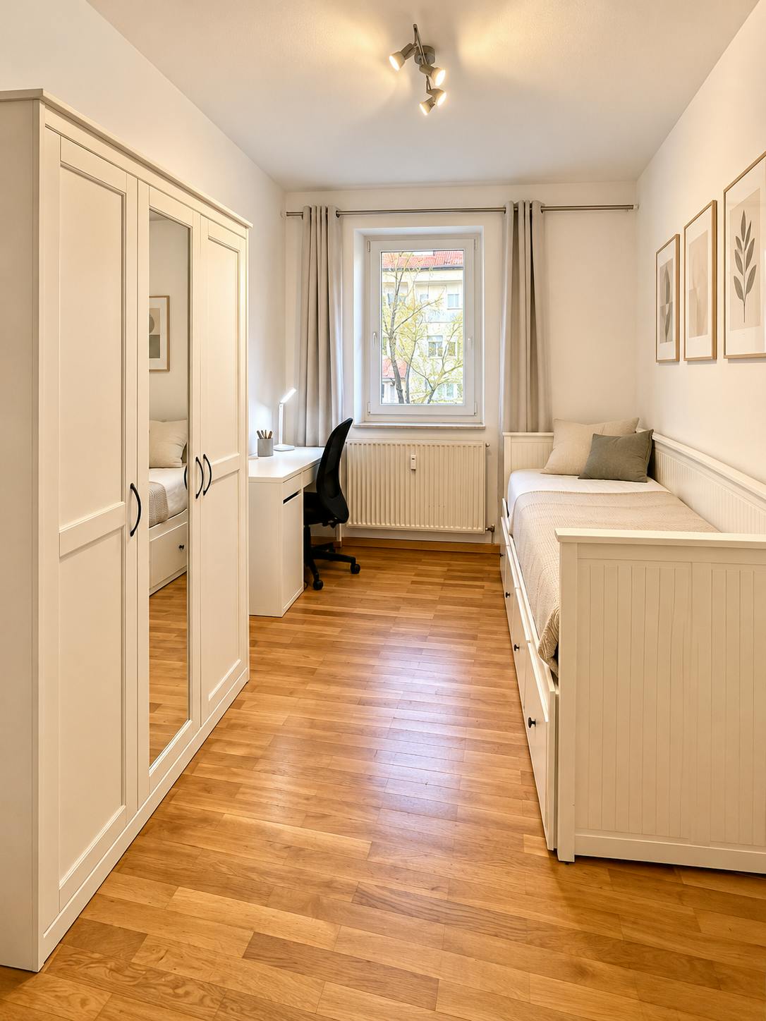 Private room for rent for €825 per month in Munich, Oberhofer Platz