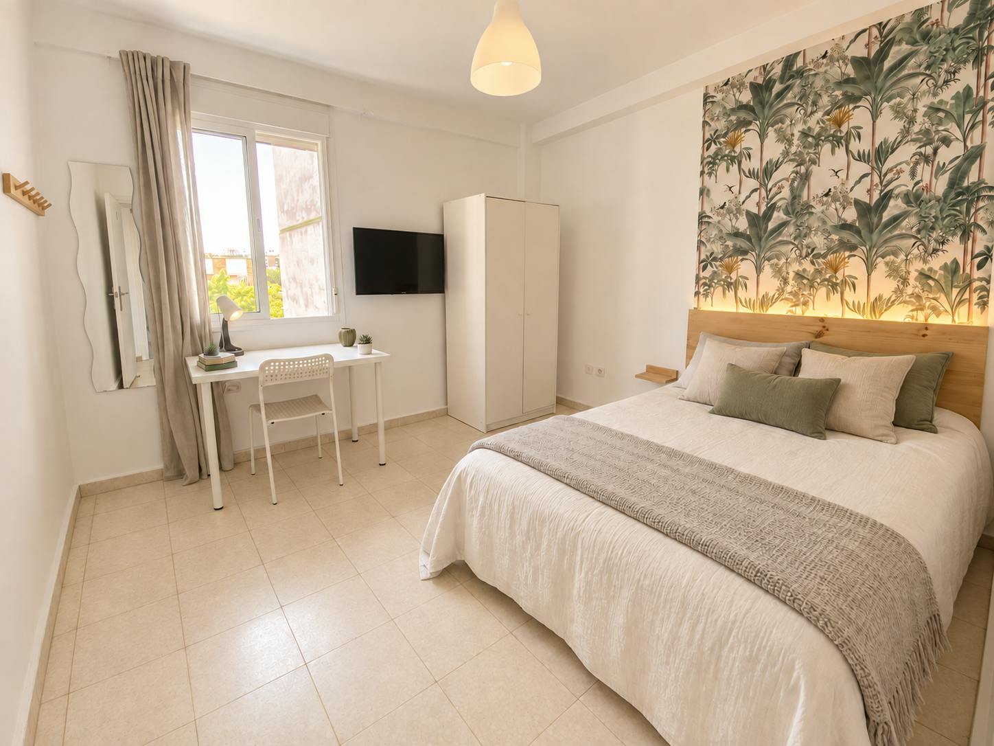 Privé kamer te huur voor € 295 per maand in Sevilla, Plaza Gelo