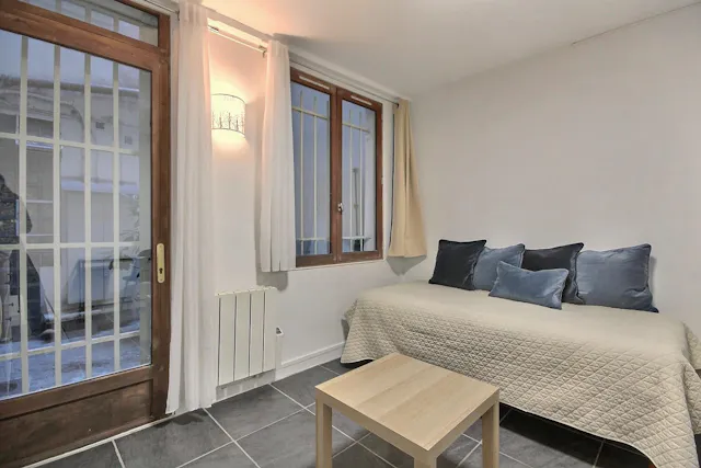 Apartment in Rue le Regrattier, Paris (1636935) room image 1