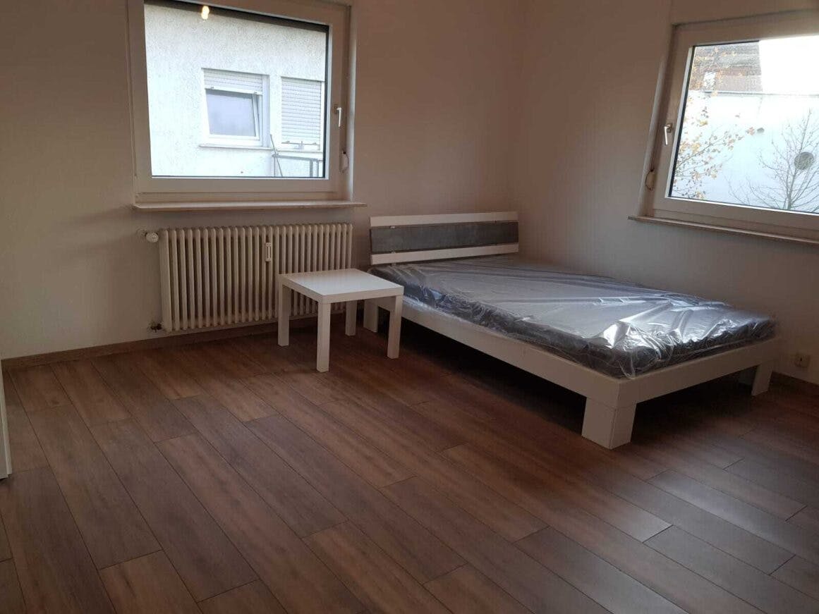 Private room for rent for €680 per month in Fellbach, Frizstraße
